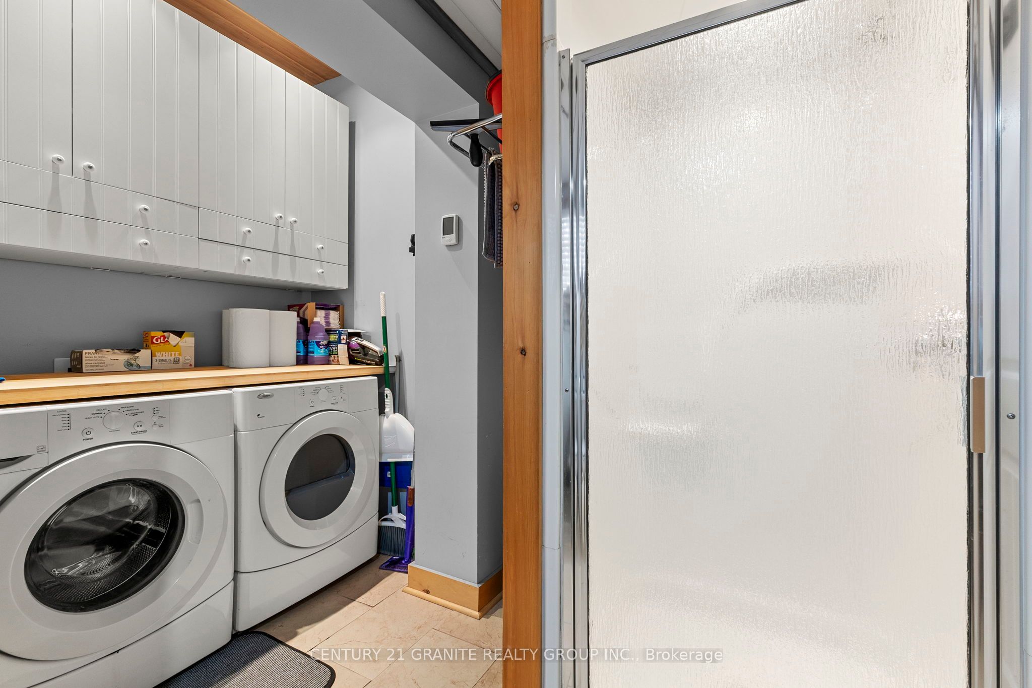 203 Faradale Dr Property Photo 22