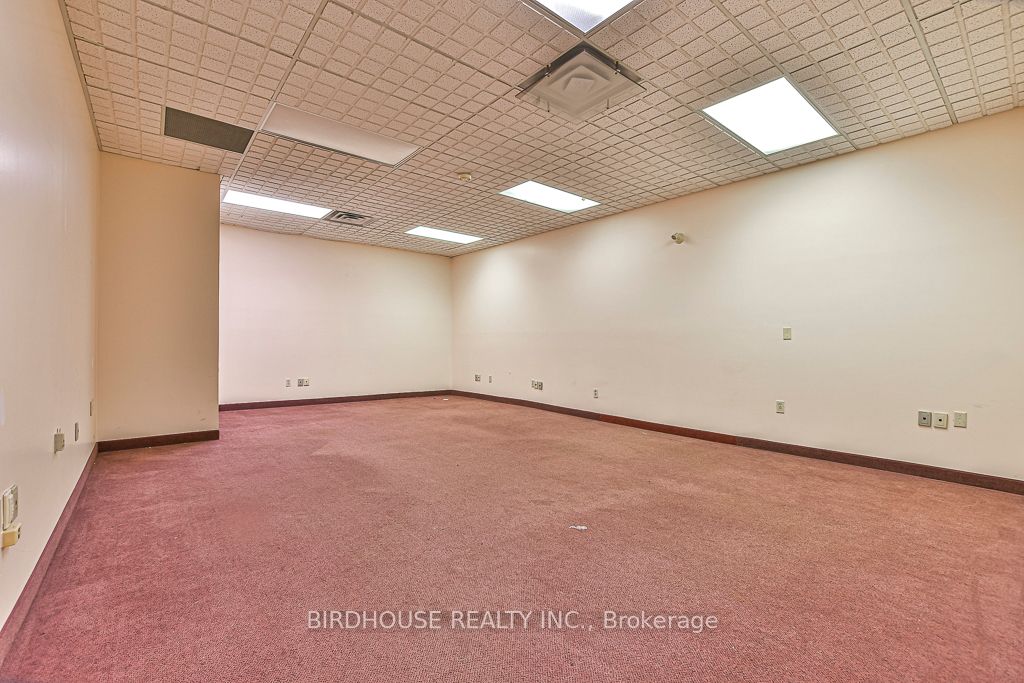 #3-2200sqft - 108 Angeline Street Property Photo 6