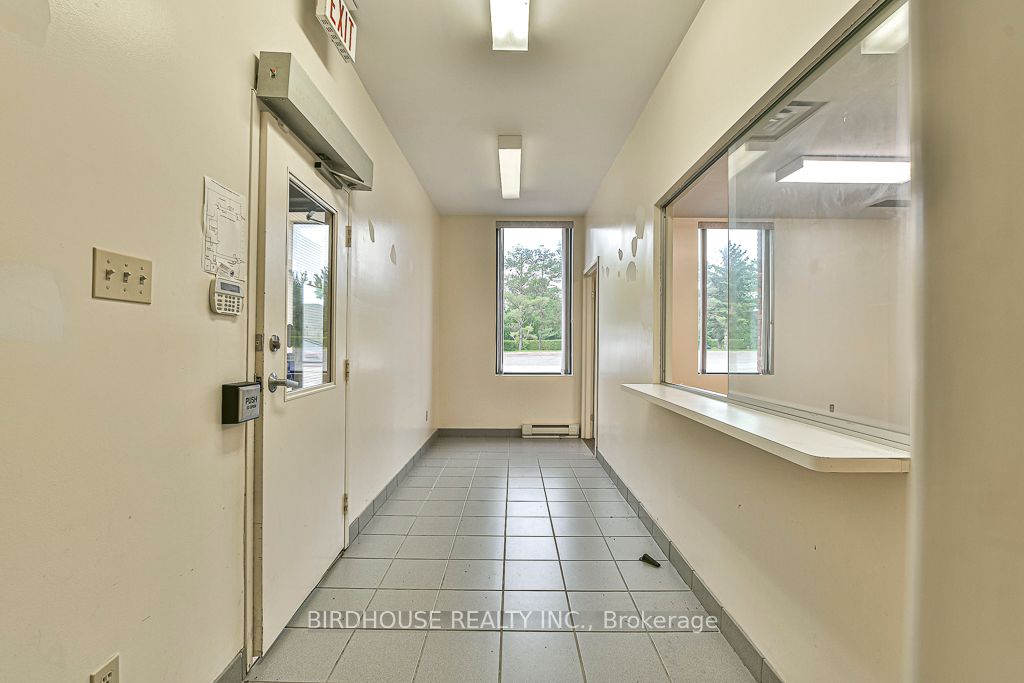 #4-2138sqft - 108 Angeline Street Property Photo 5