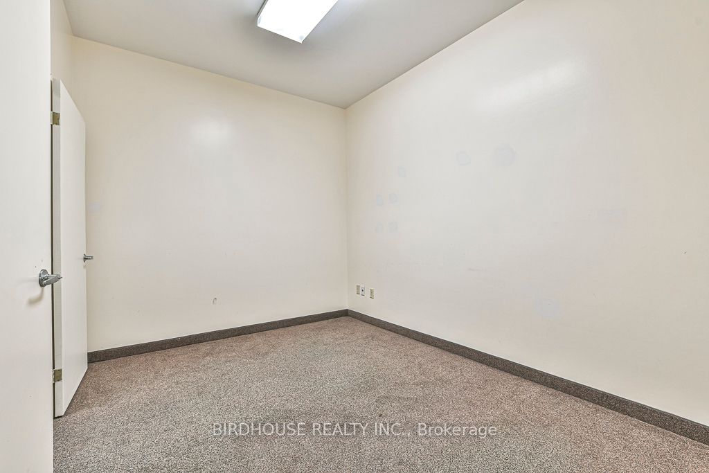 #4-2138sqft - 108 Angeline Street Property Photo 12