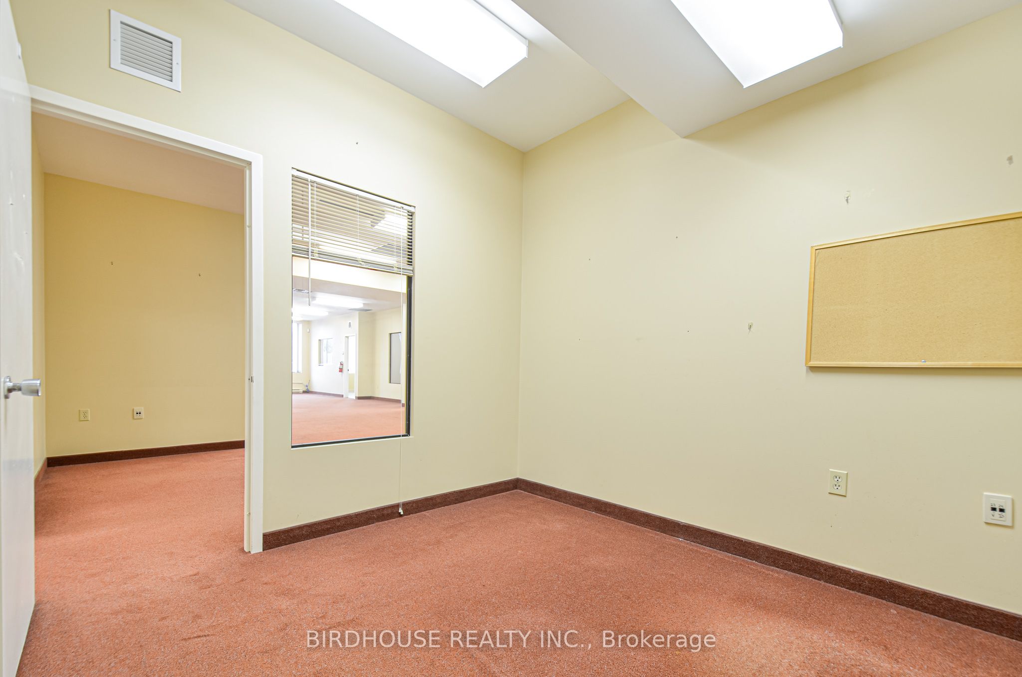 #5-2185sqft - 108 Angeline Street Property Photo 13