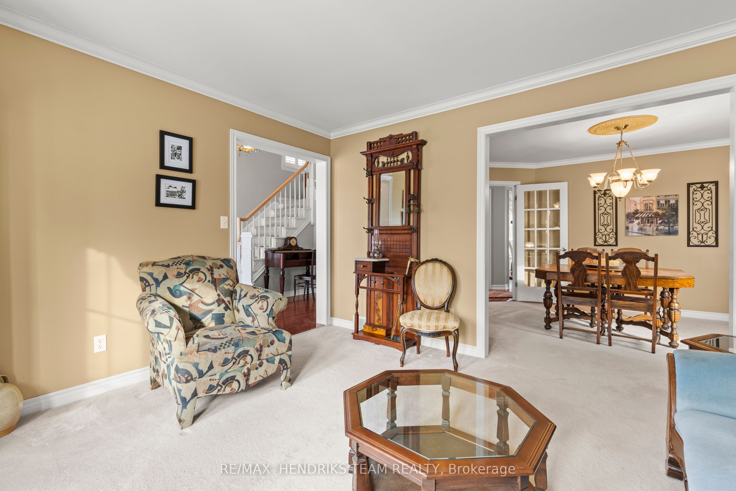 19 Dunbar Crescent Property Photo 5
