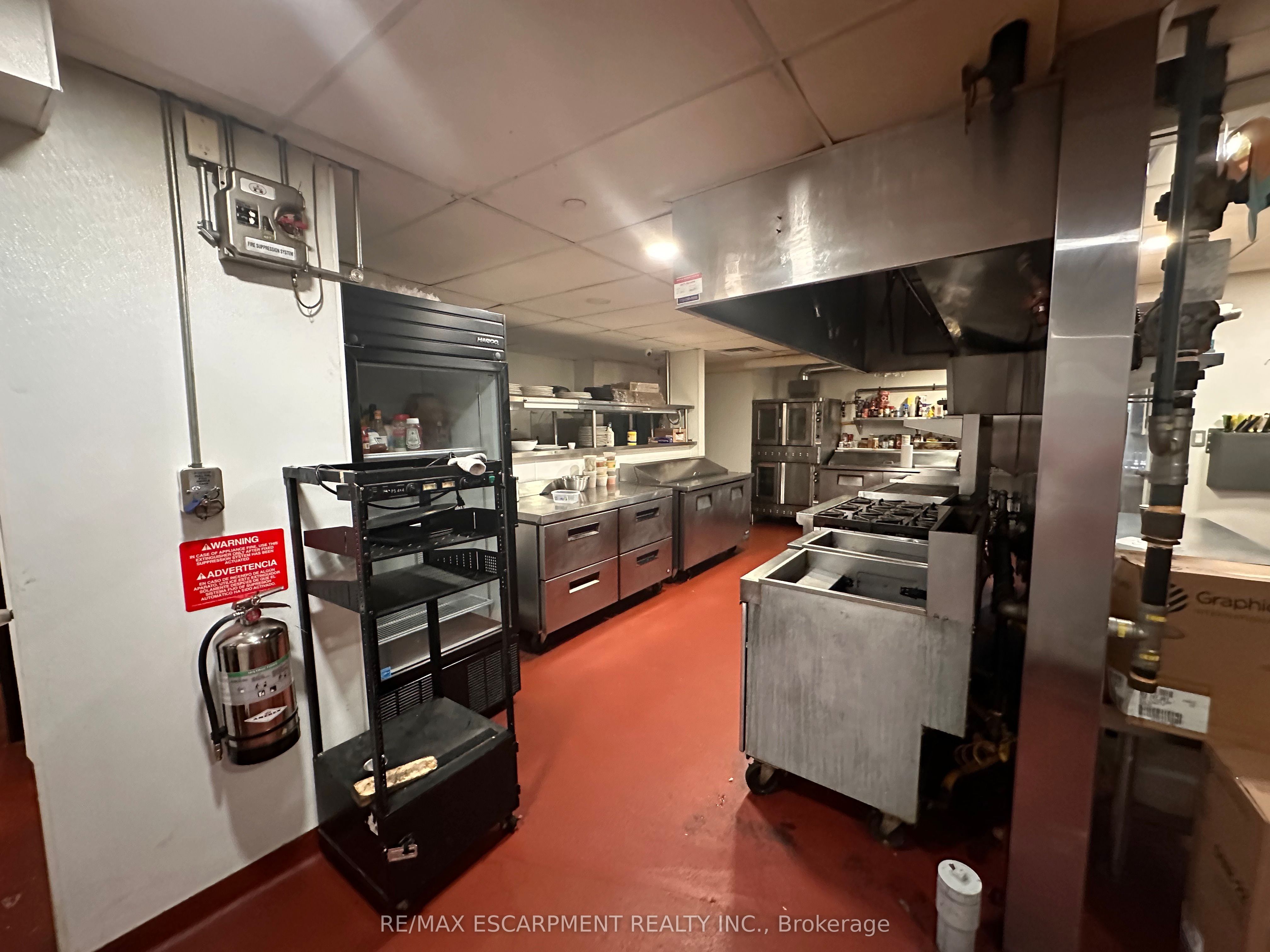 33 Bowen Street Property Photo 11