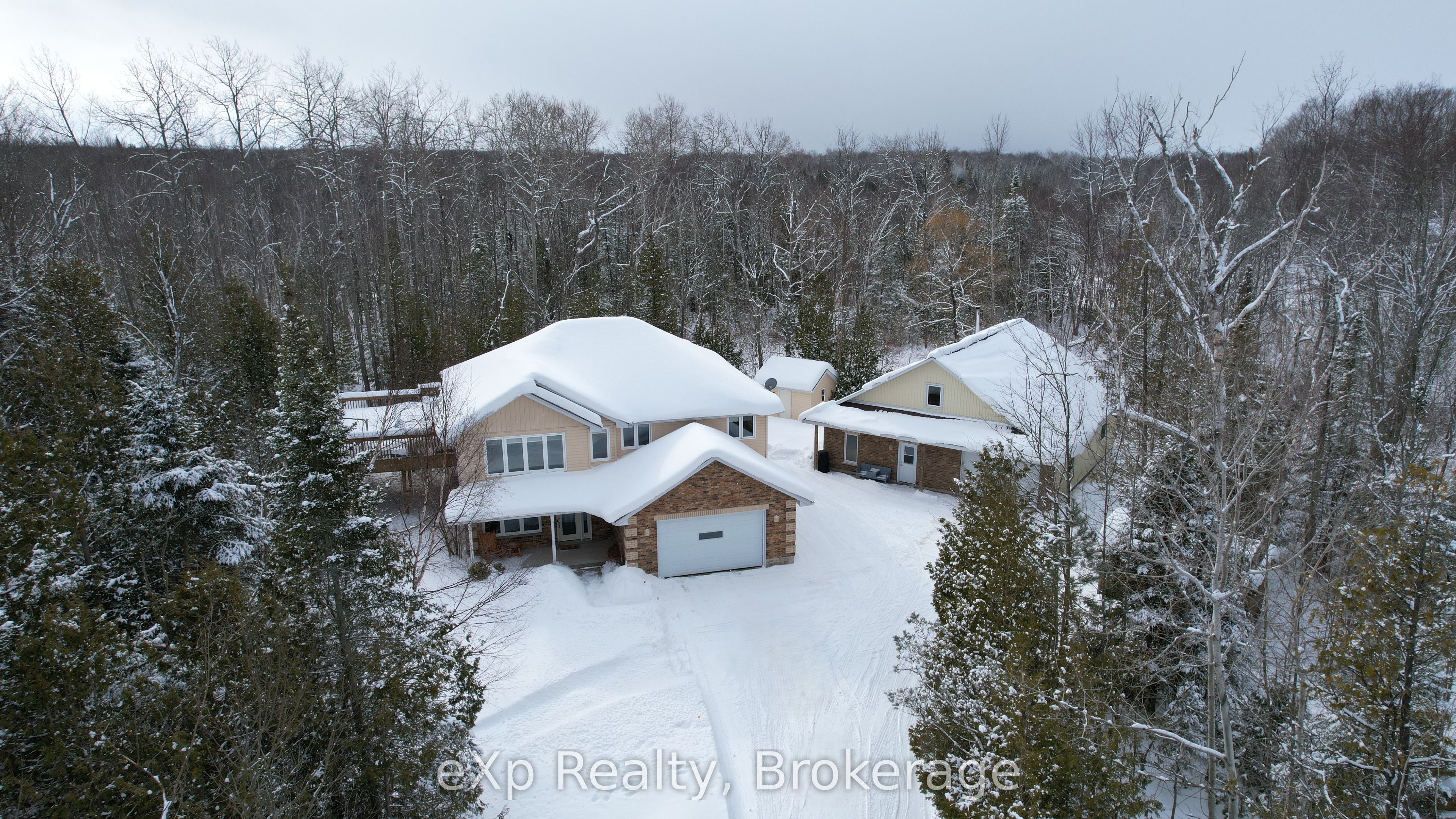 98 Birch Street Property Photo 1