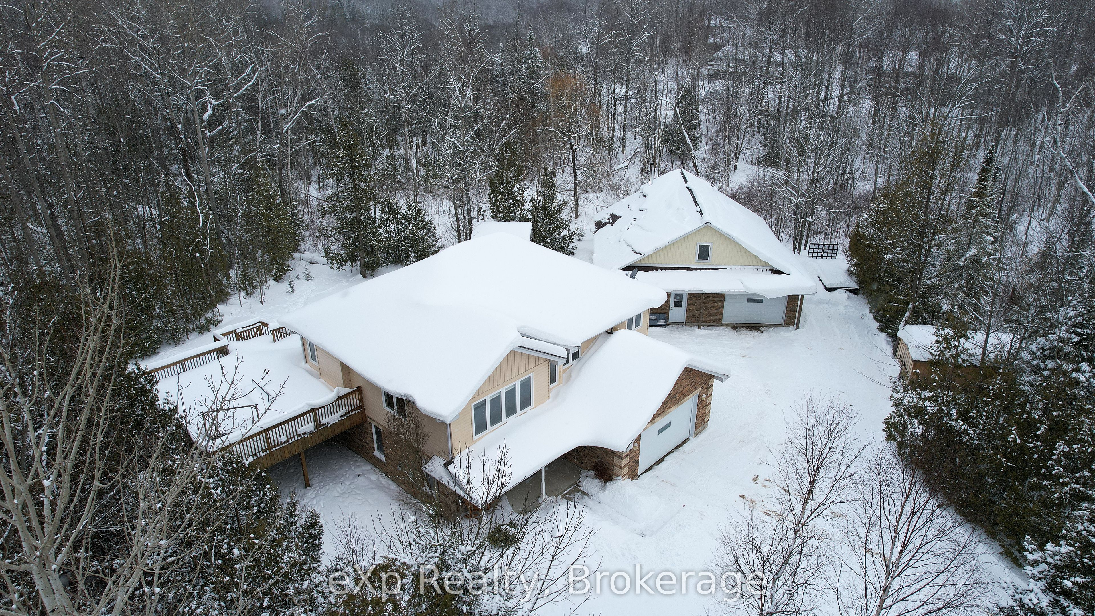 98 Birch Street Property Photo 3