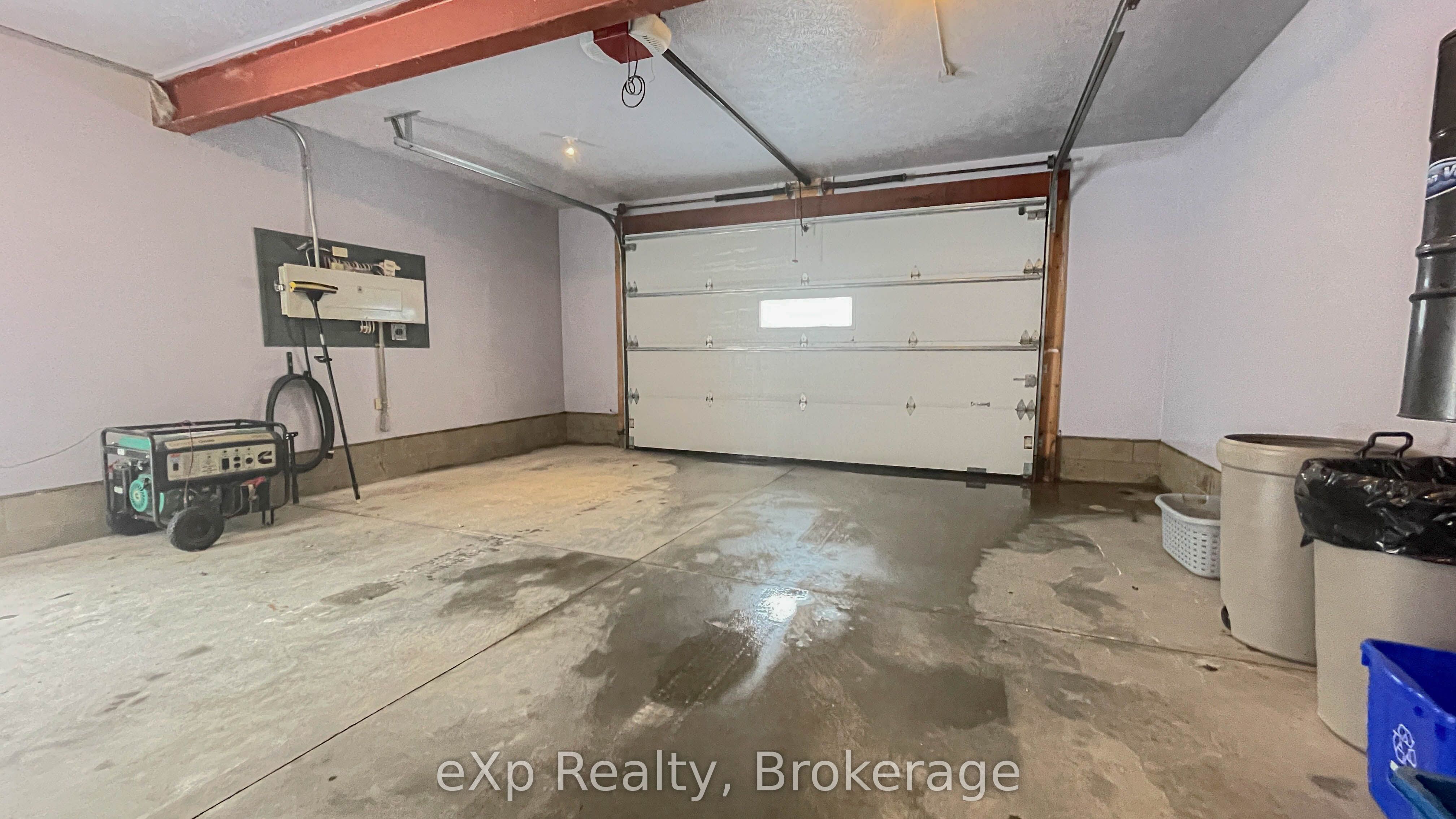 98 Birch Street Property Photo 31