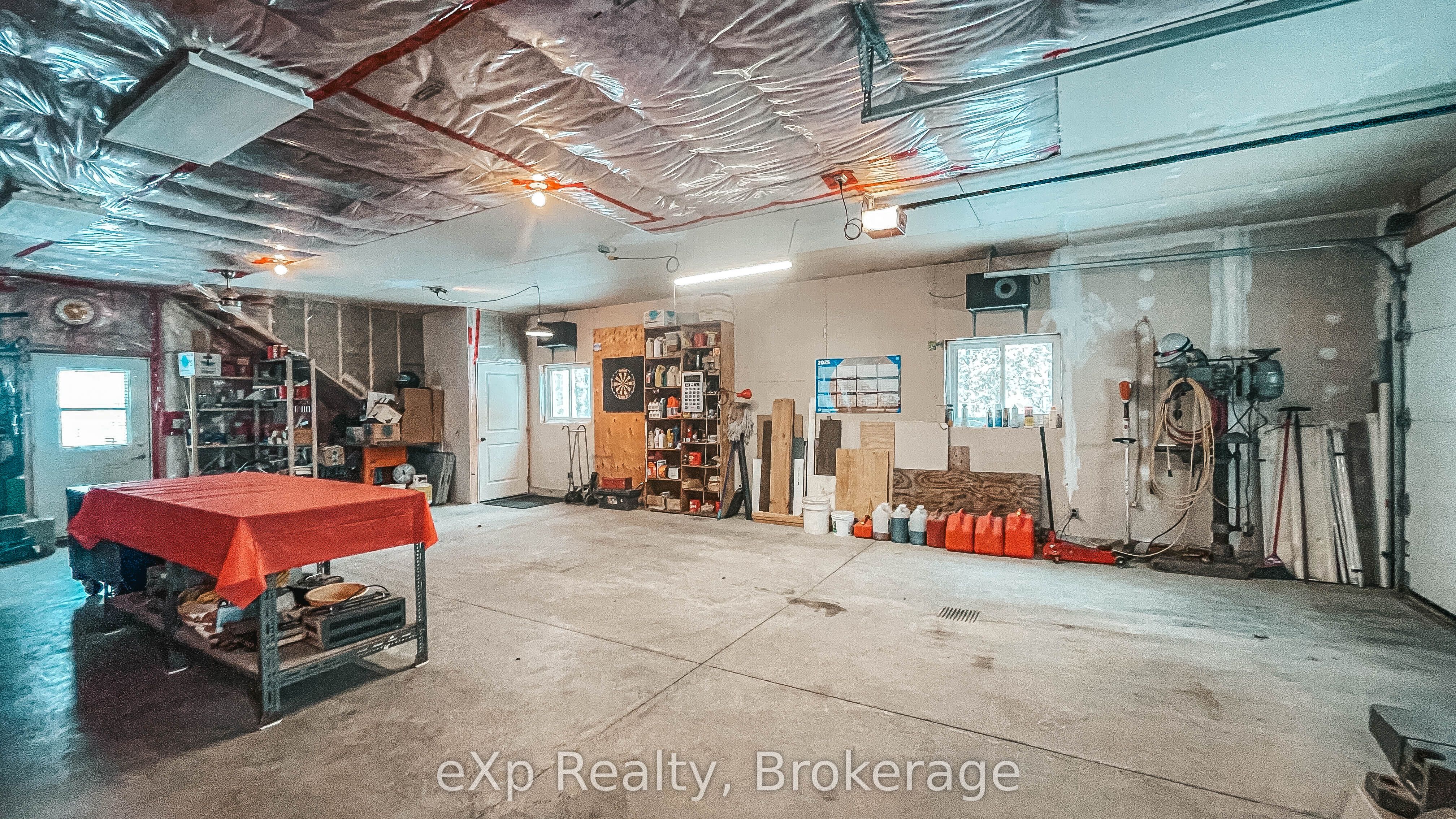 98 Birch Street Property Photo 32