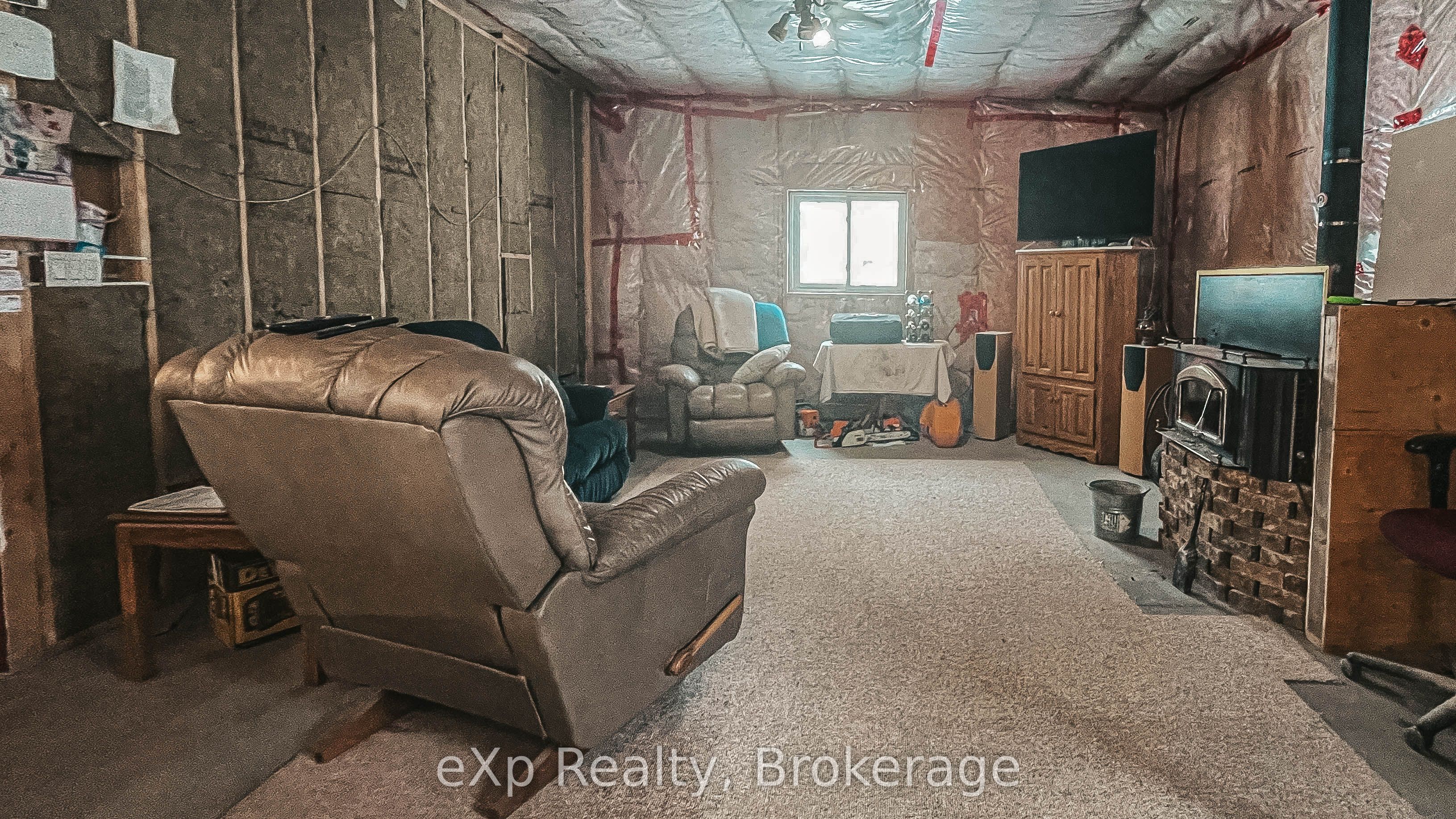 98 Birch Street Property Photo 35