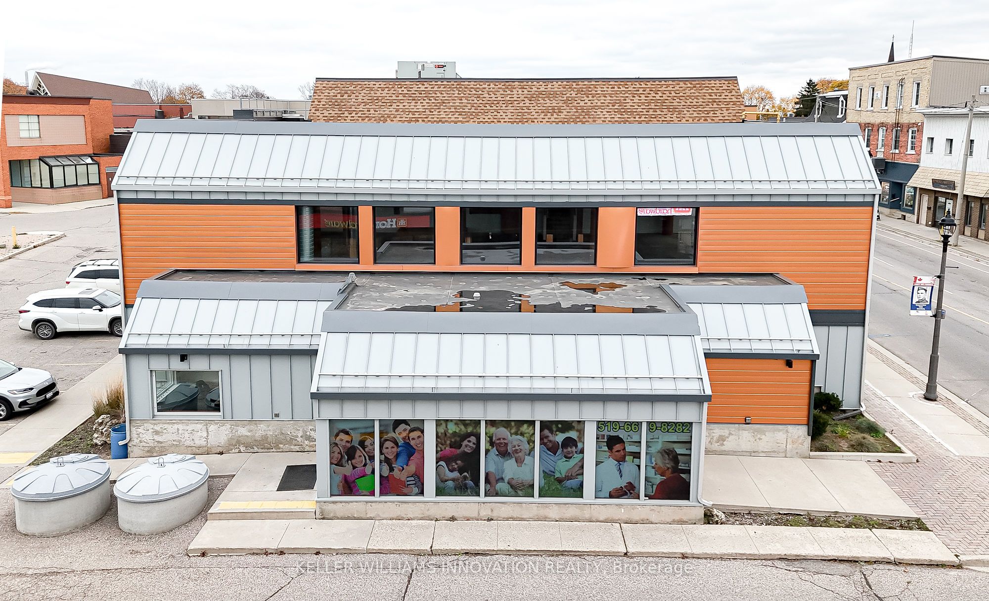 #200 - 10 Church Street Property Photo 3