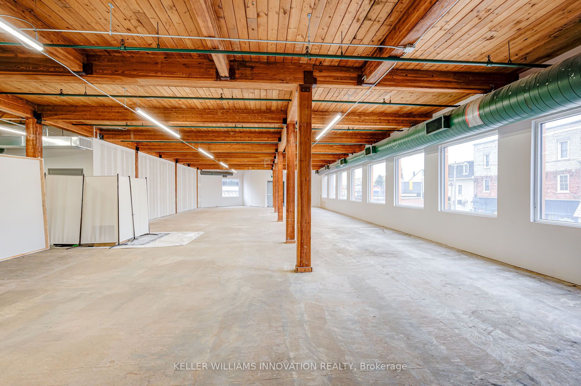 #200 - 10 Church Street Property Photo 12