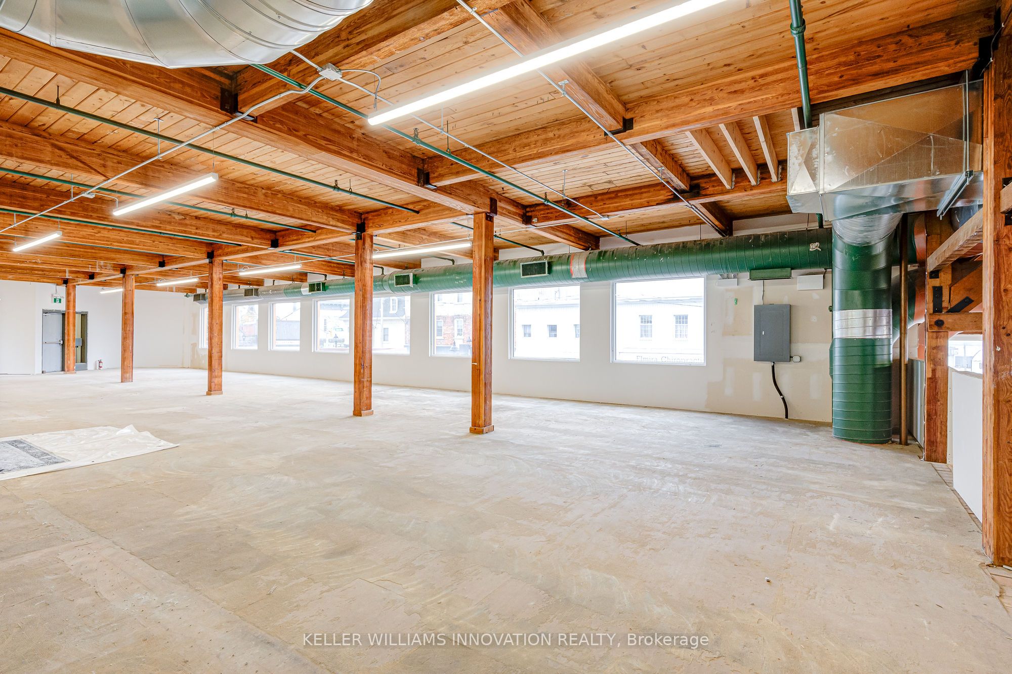 #200 - 10 Church Street Property Photo 13