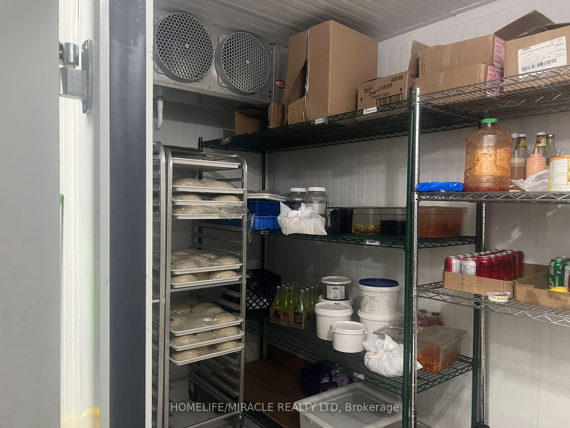 #8 - 660 Richmond Street Property Photo 6