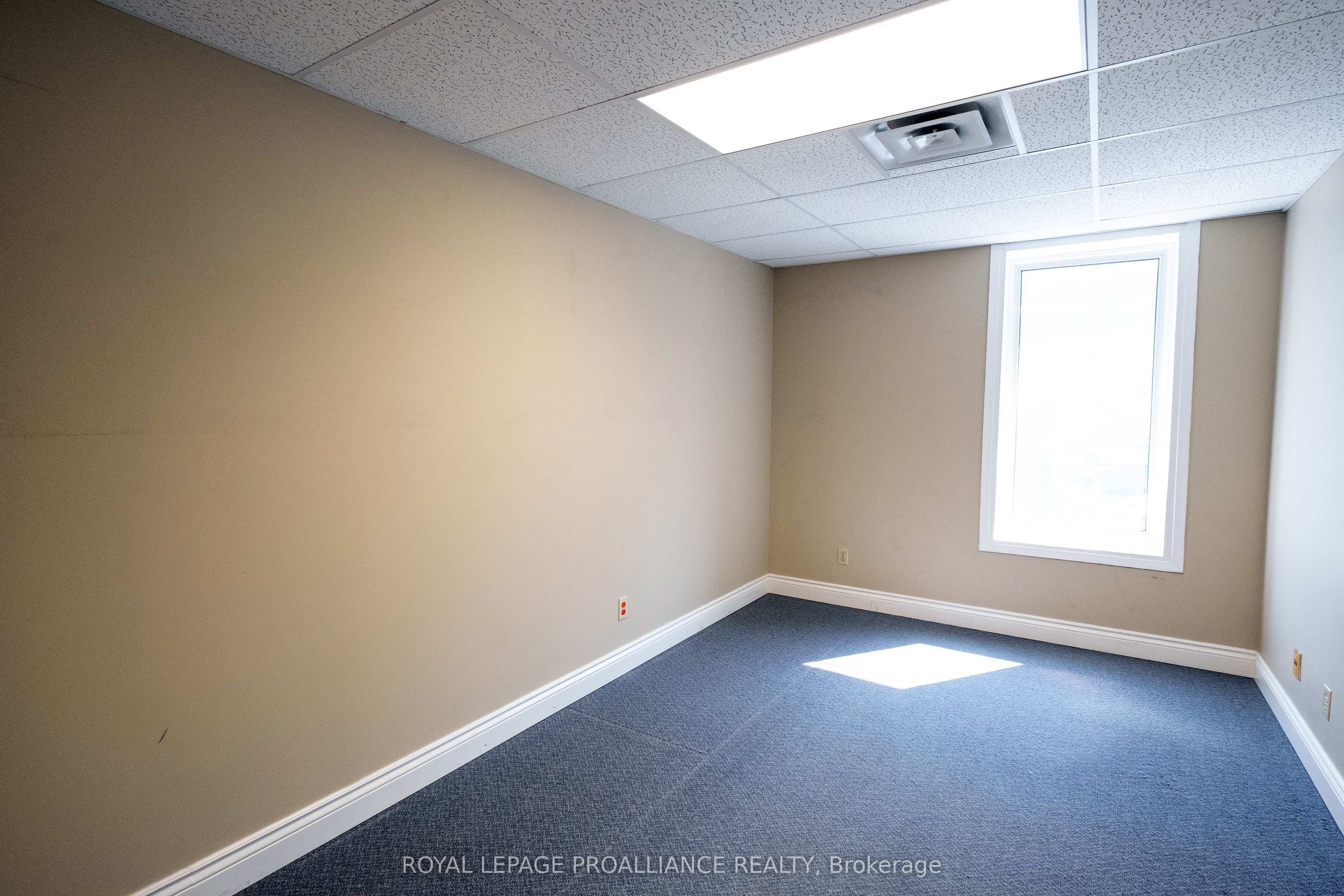 #b - 354 Pinnacle Street Property Photo 4