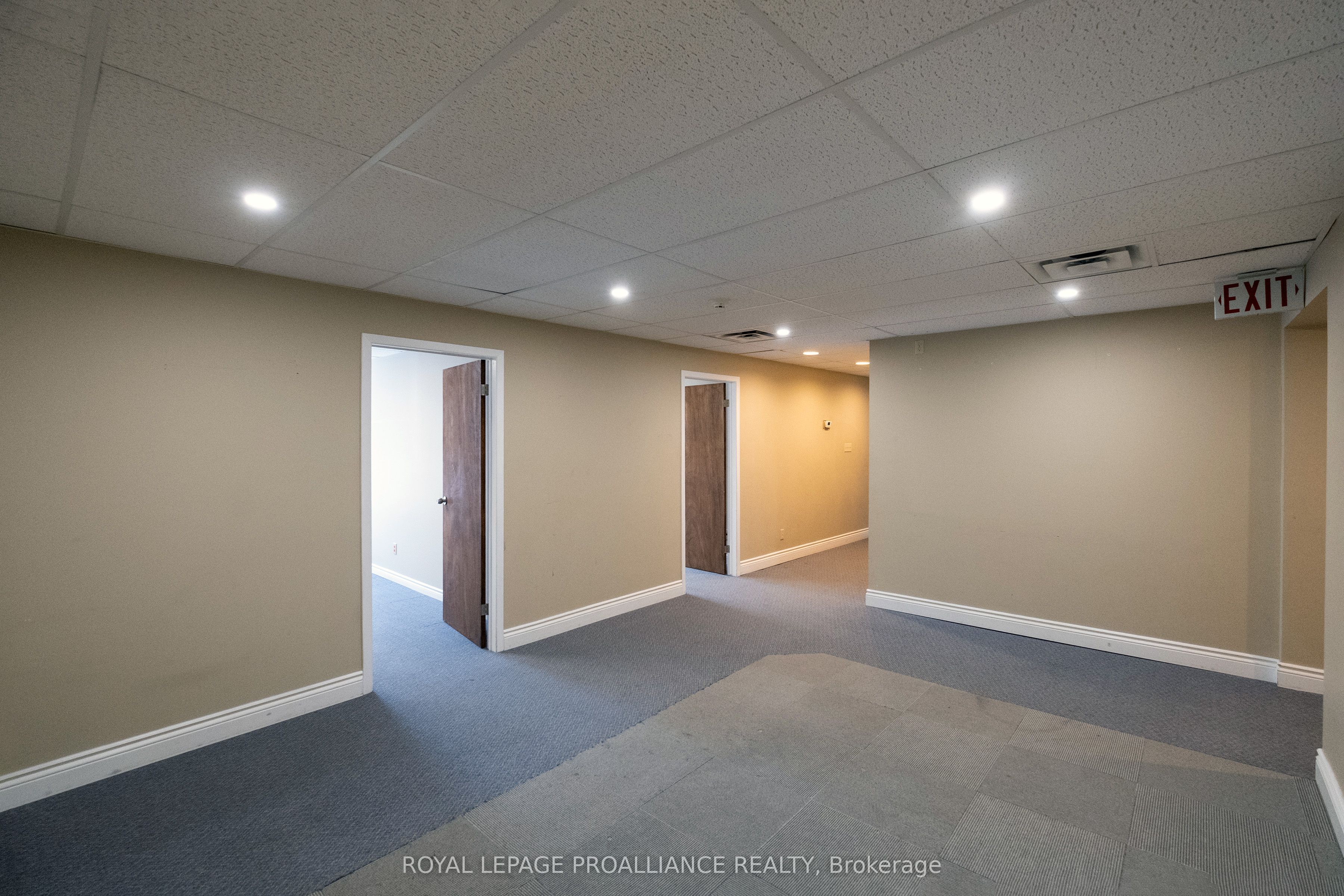 #b - 354 Pinnacle Street Property Photo 8