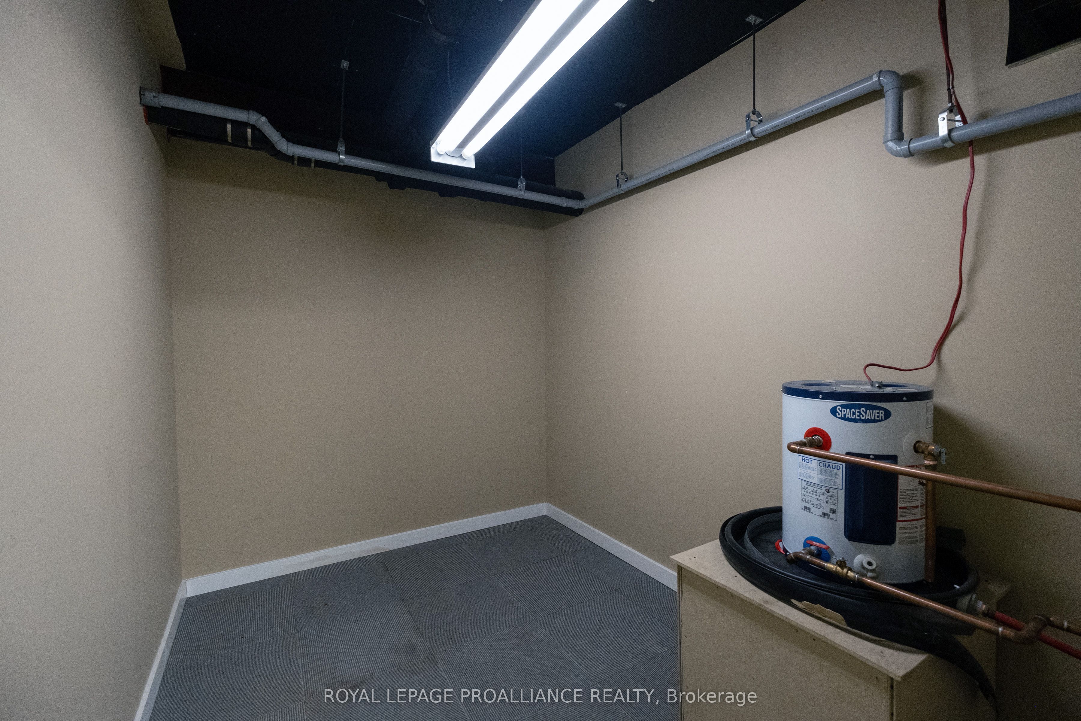 #b - 354 Pinnacle Street Property Photo 10
