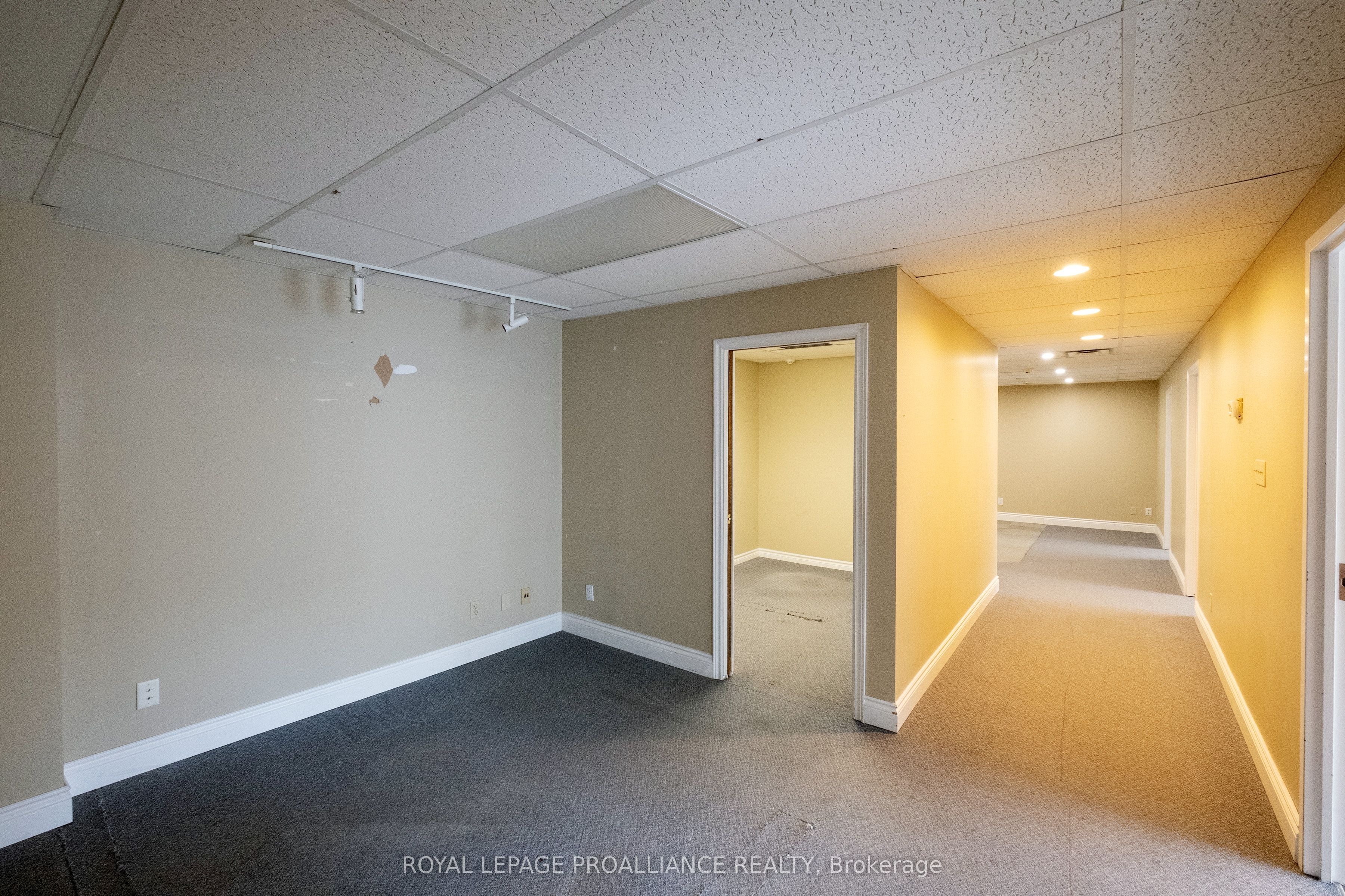#b - 354 Pinnacle Street Property Photo 16