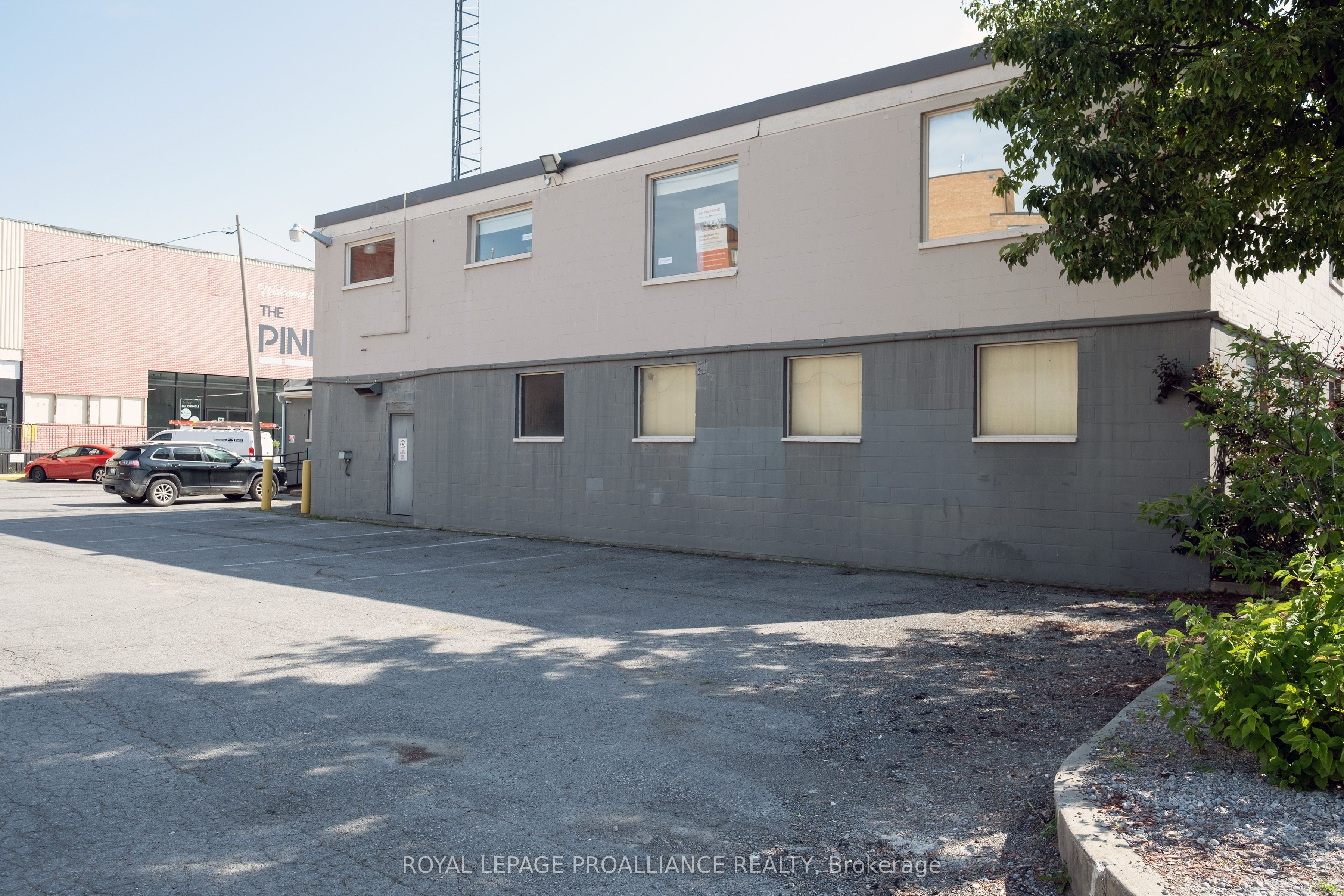 #b - 354 Pinnacle Street Property Photo 23