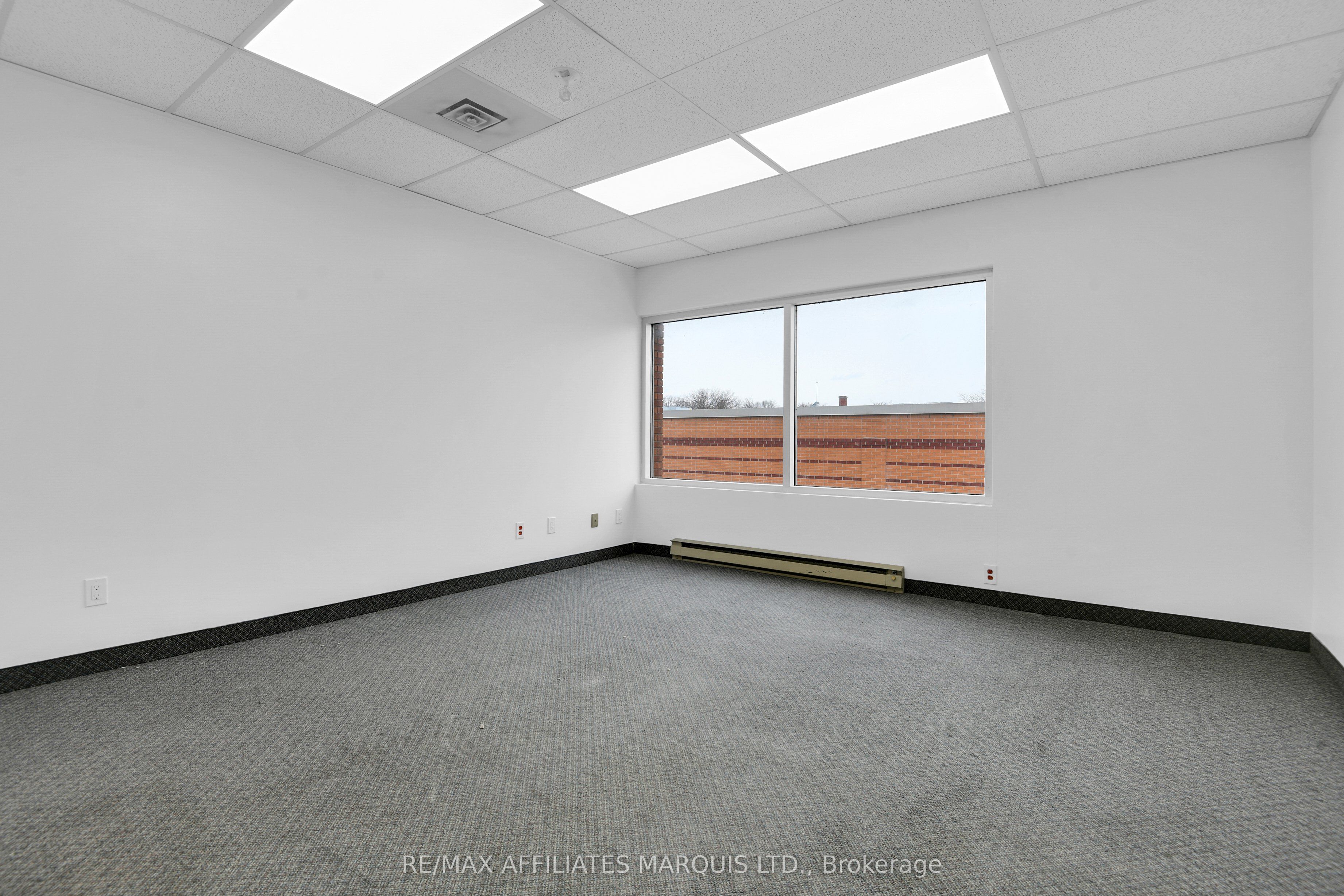 #upstairs Unit - 41 Second Street Property Photo 8
