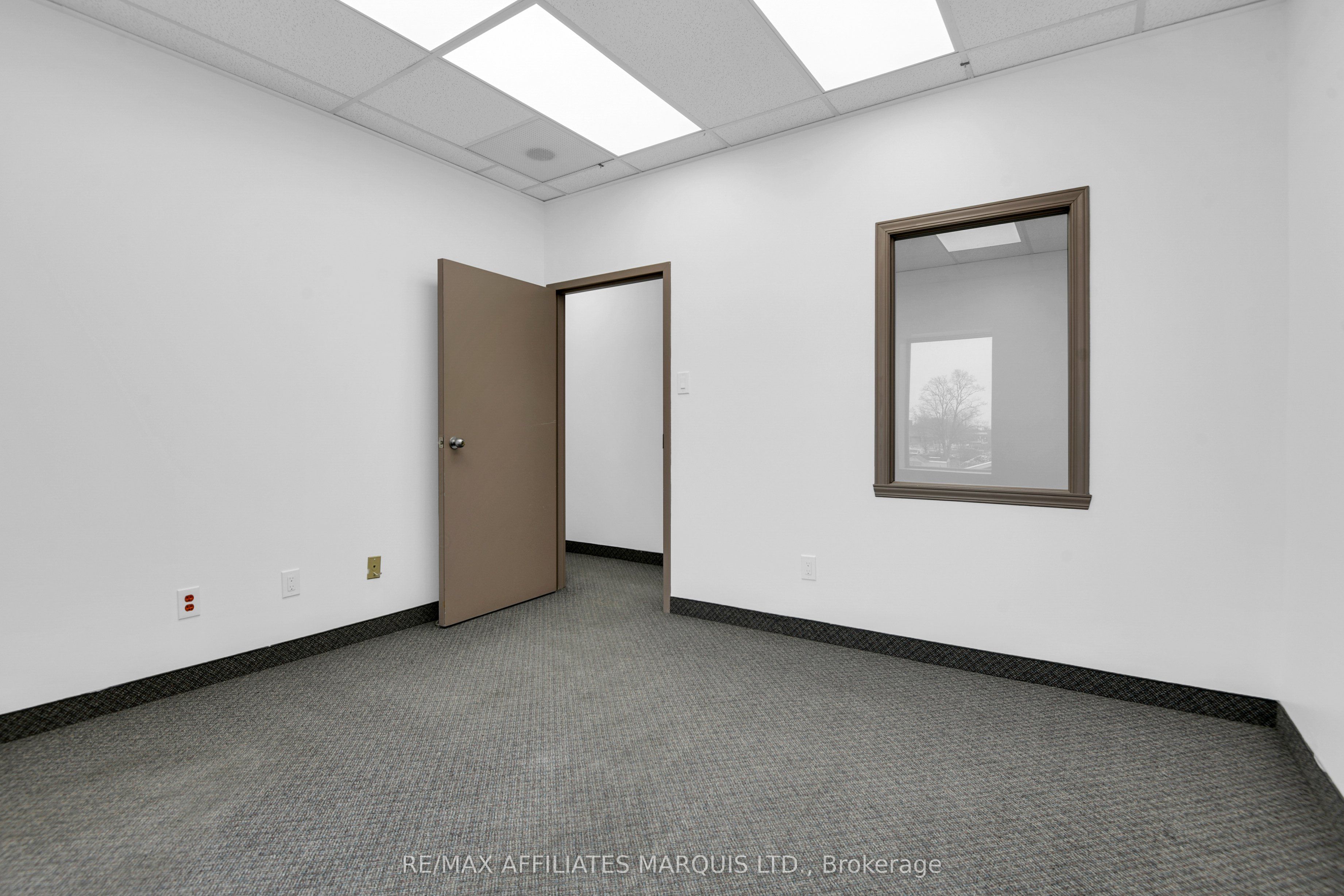 #upstairs Unit - 41 Second Street Property Photo 18