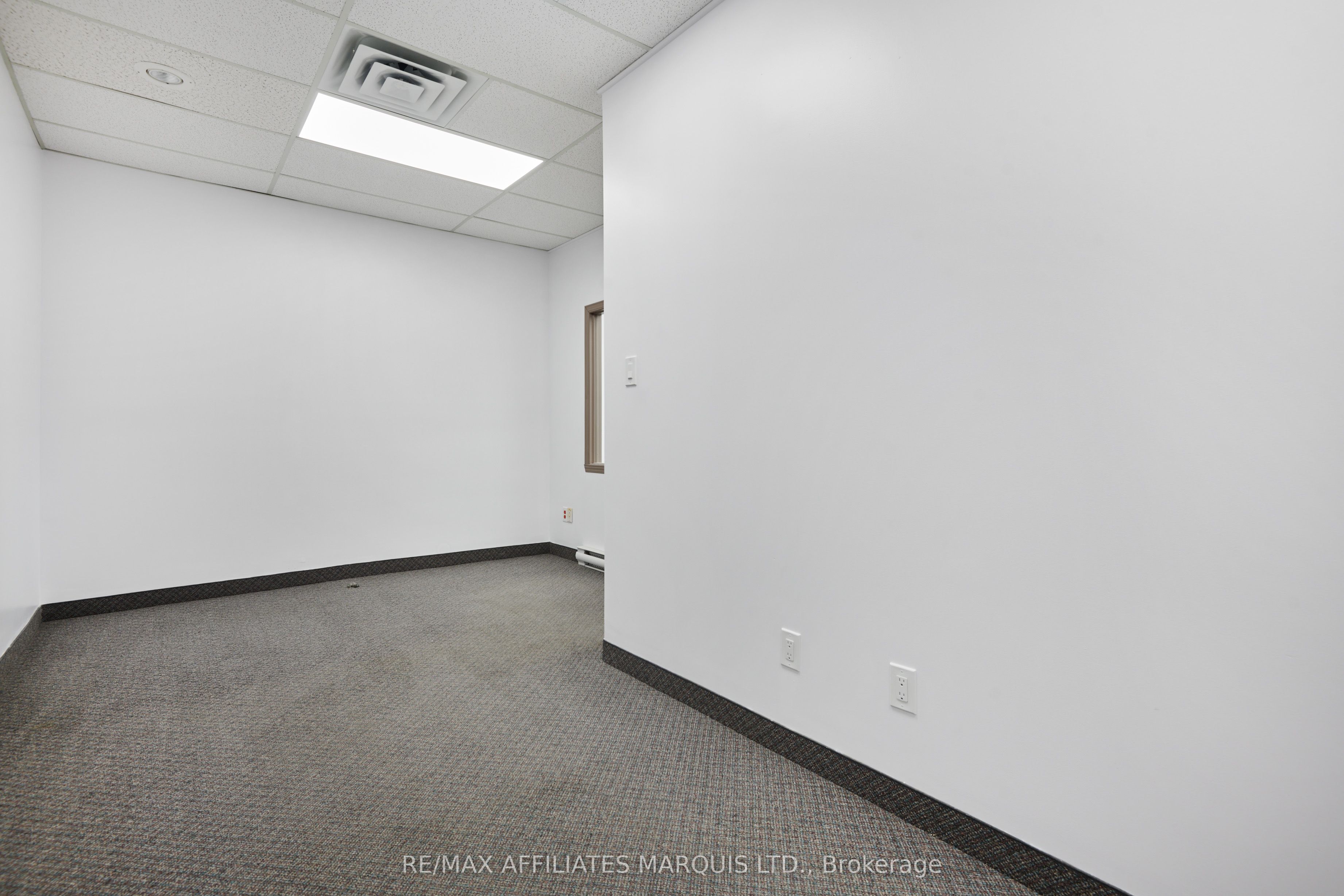 #upstairs Unit - 41 Second Street Property Photo 20