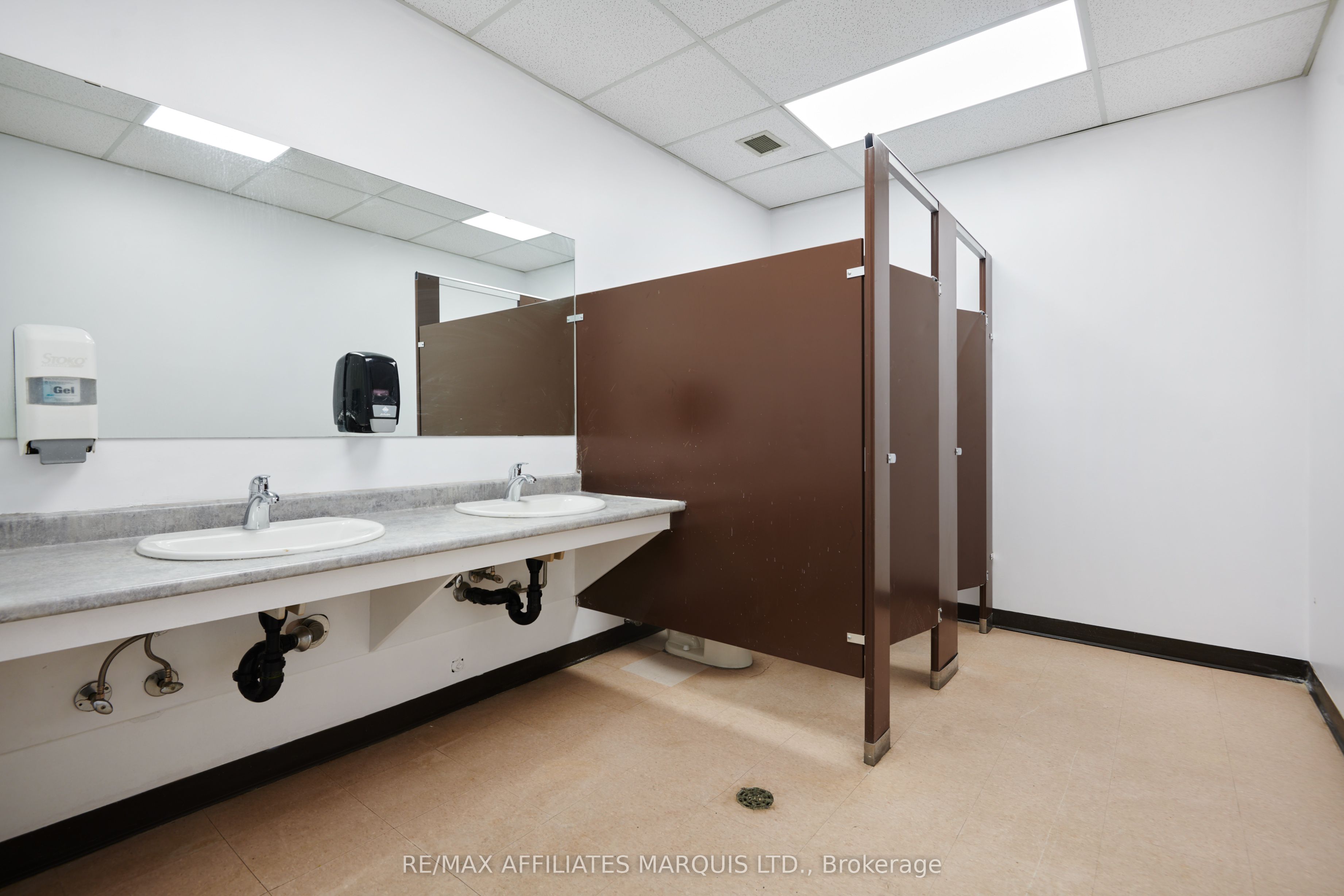 #upstairs Unit - 41 Second Street Property Photo 32