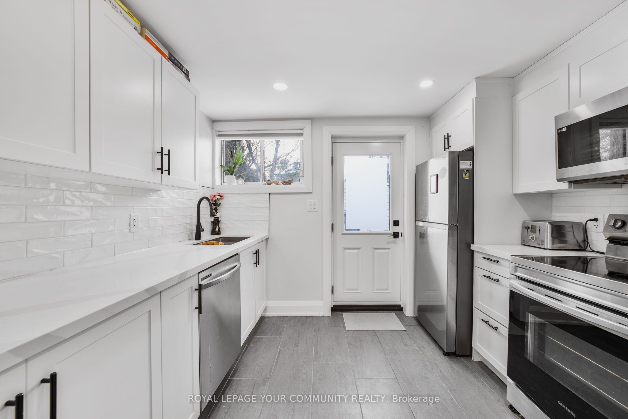 97 Garfield Avenue Property Photo 14