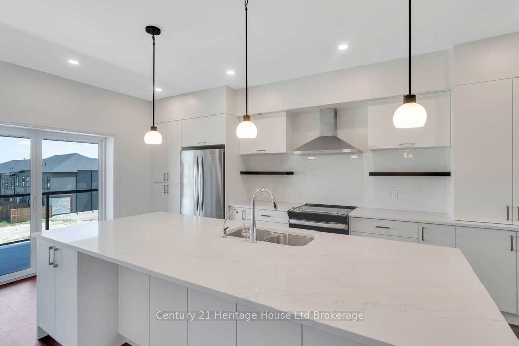 #1104 - 361 Quarter Town Line Property Photo 6
