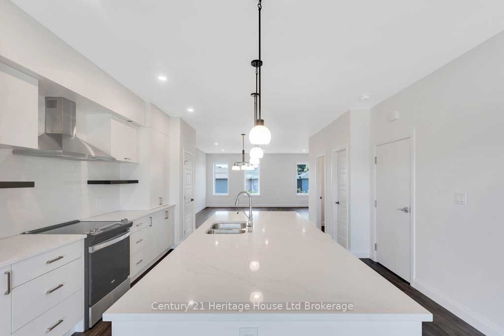 #1104 - 361 Quarter Town Line Property Photo 10