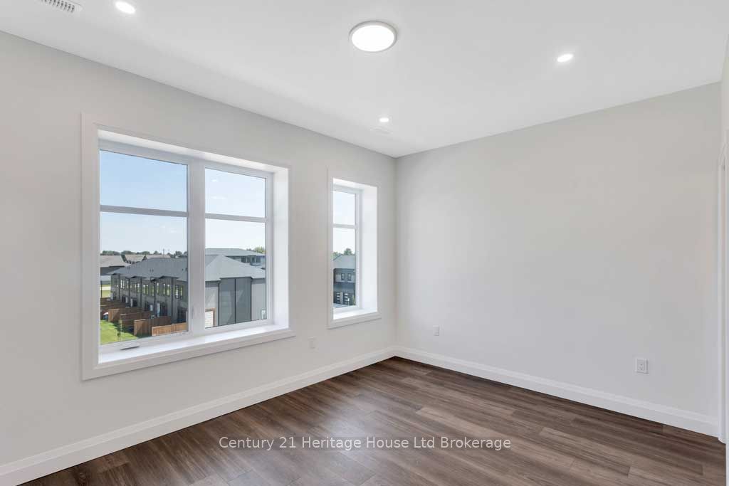 #1104 - 361 Quarter Town Line Property Photo 15
