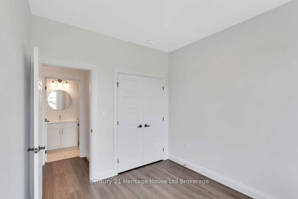 #1104 - 361 Quarter Town Line Property Photo 20