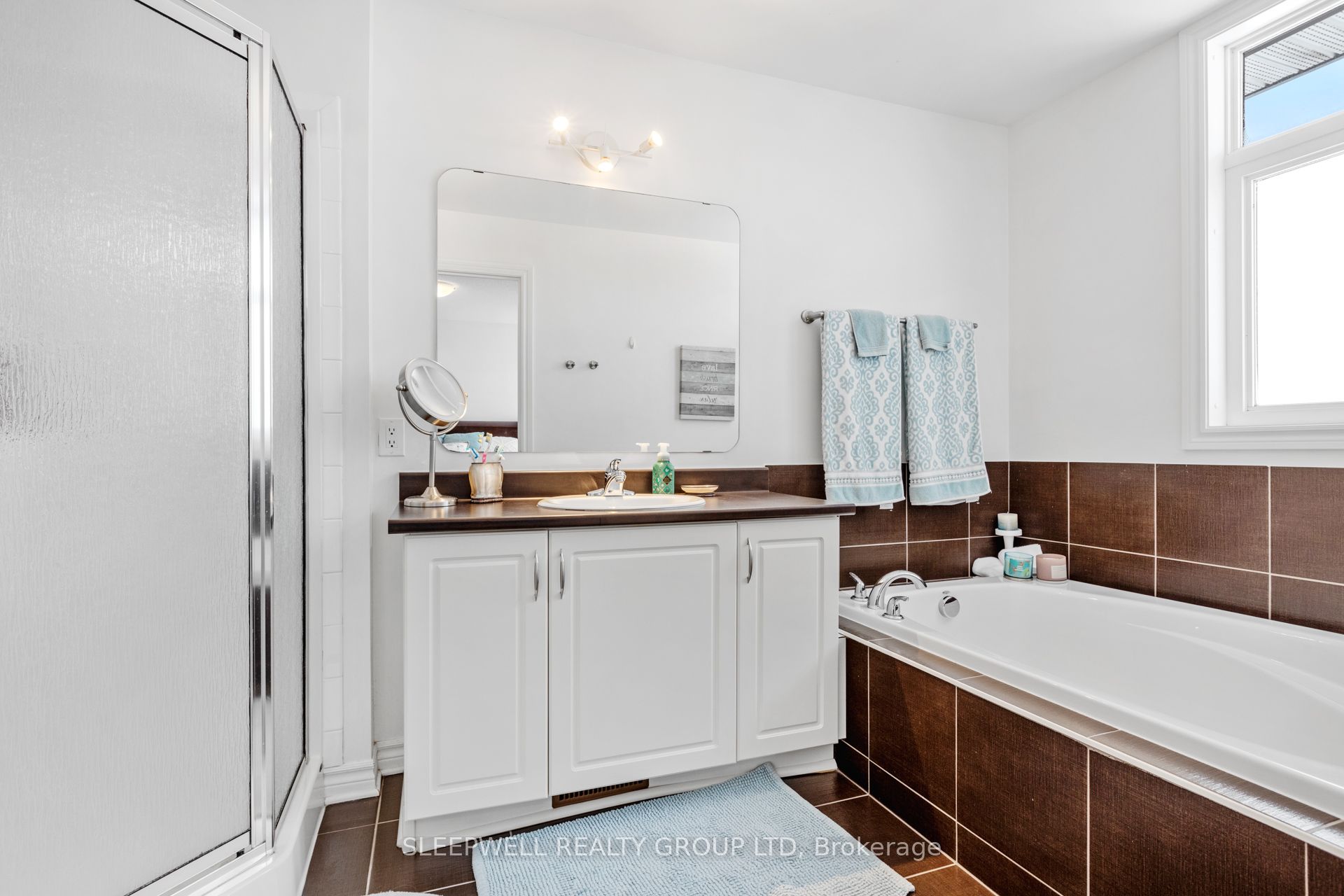 285 Kinghaven Crescent Property Photo 16
