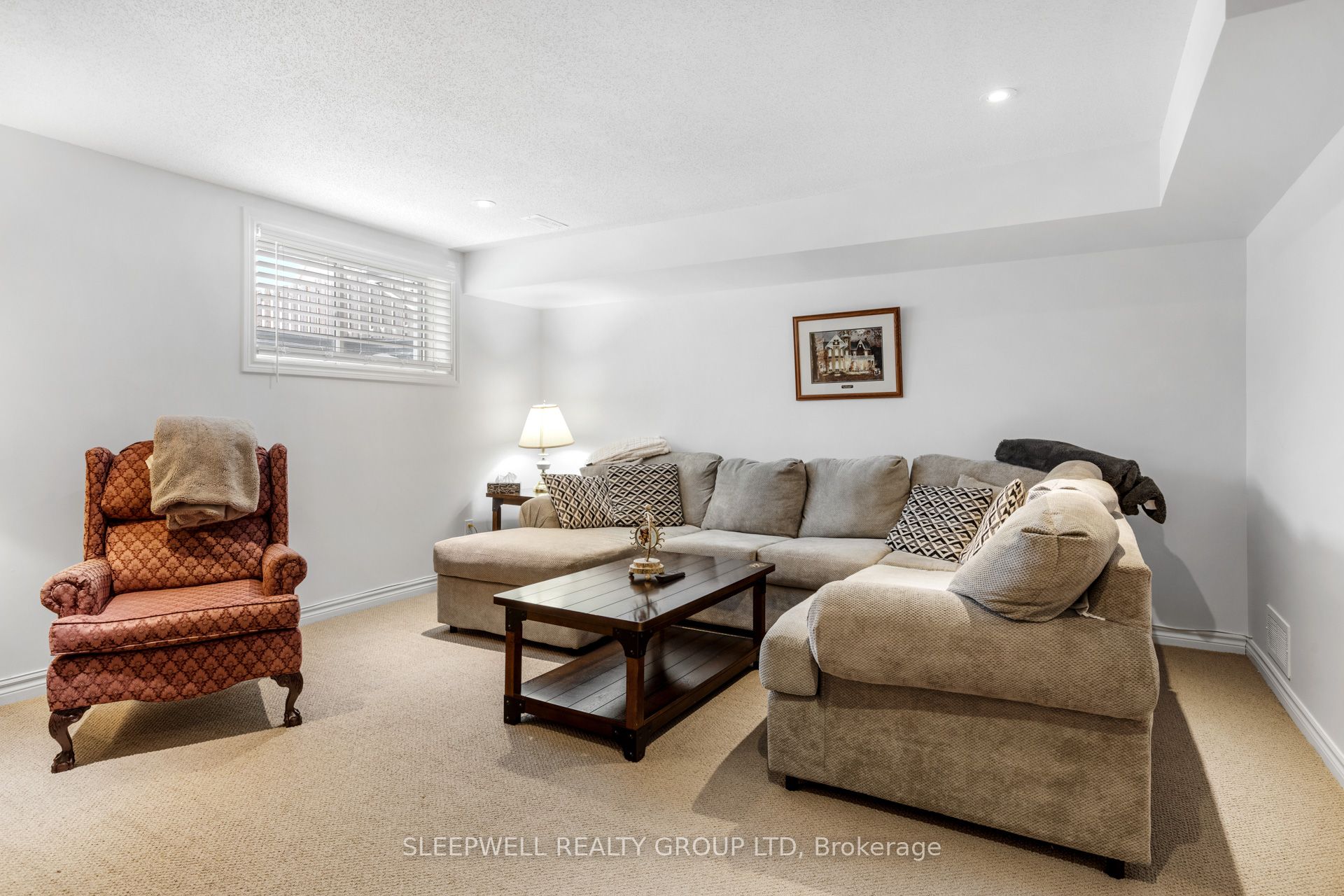 285 Kinghaven Crescent Property Photo 22