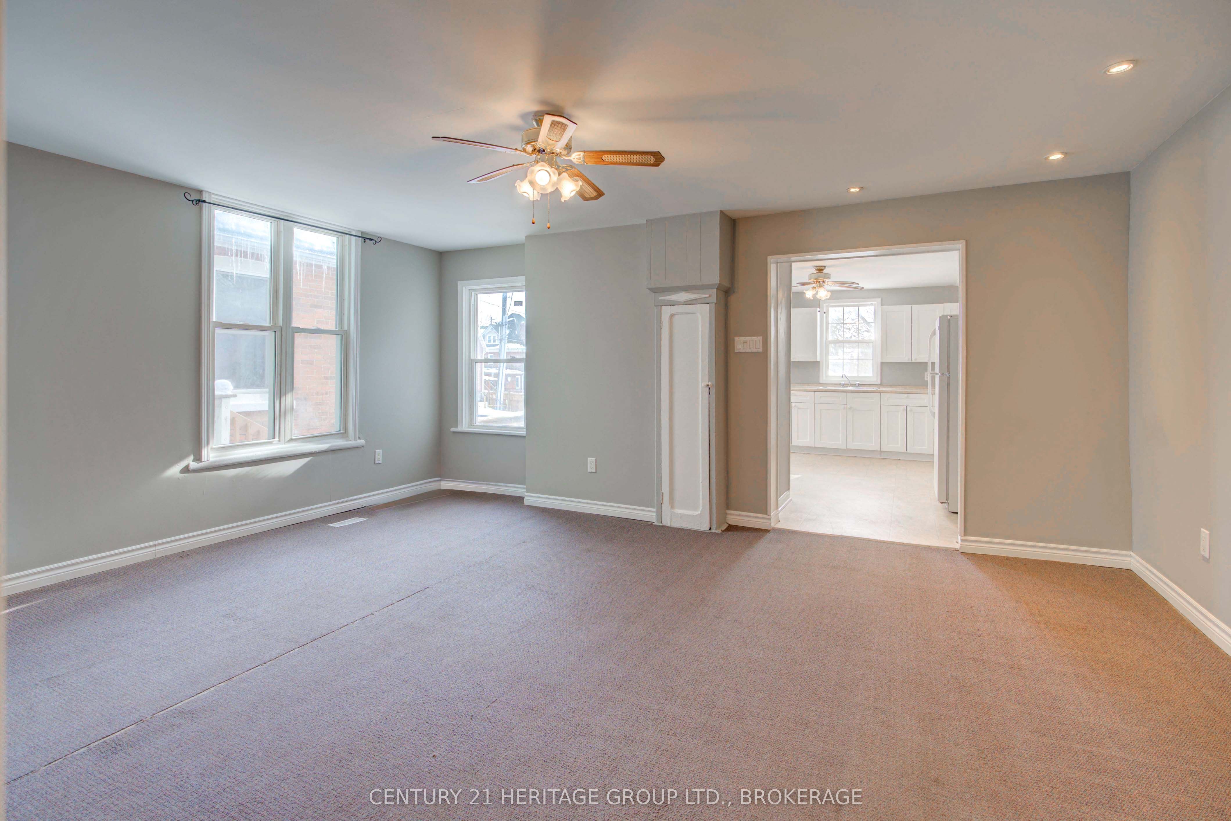 243 King Street Property Photo 6