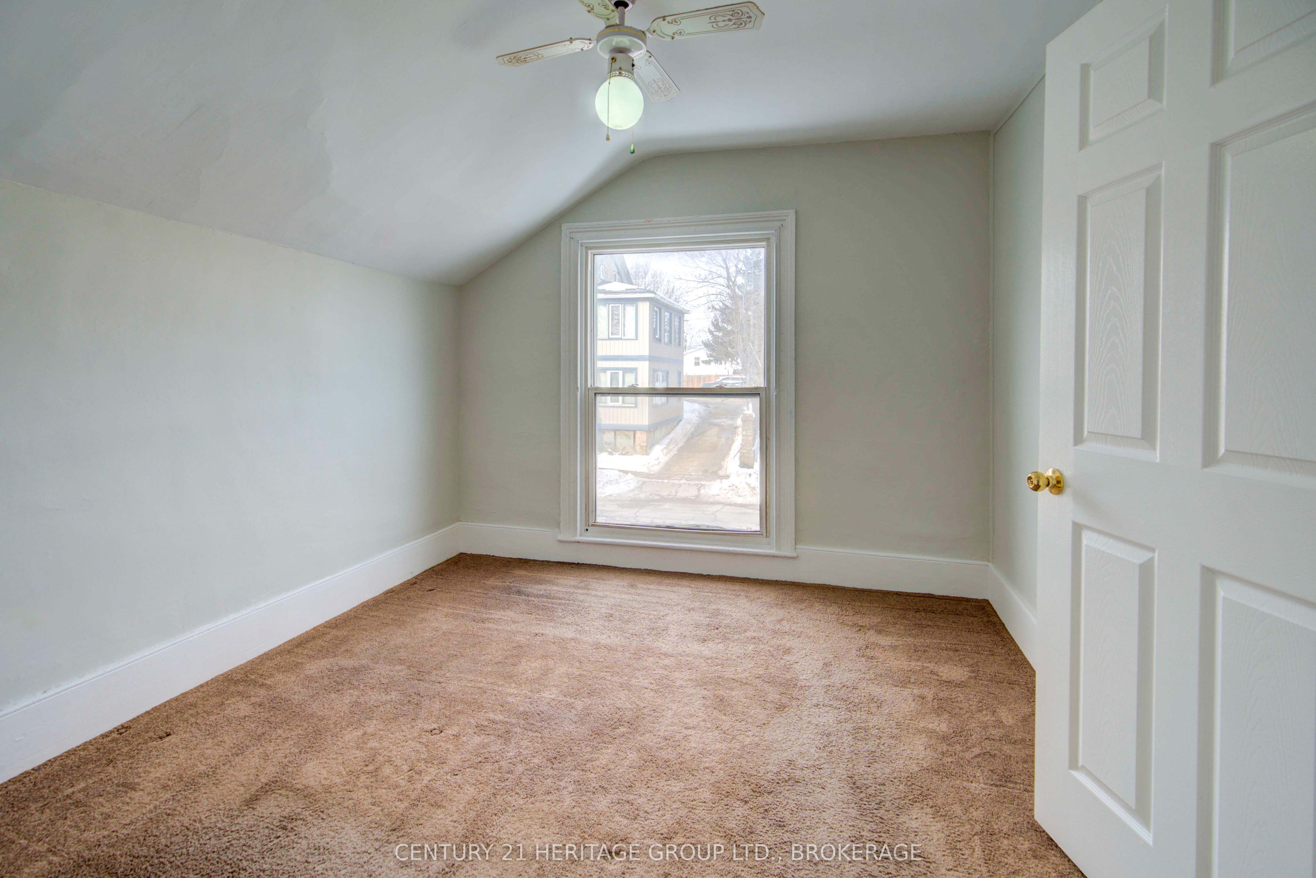 243 King Street Property Photo 9