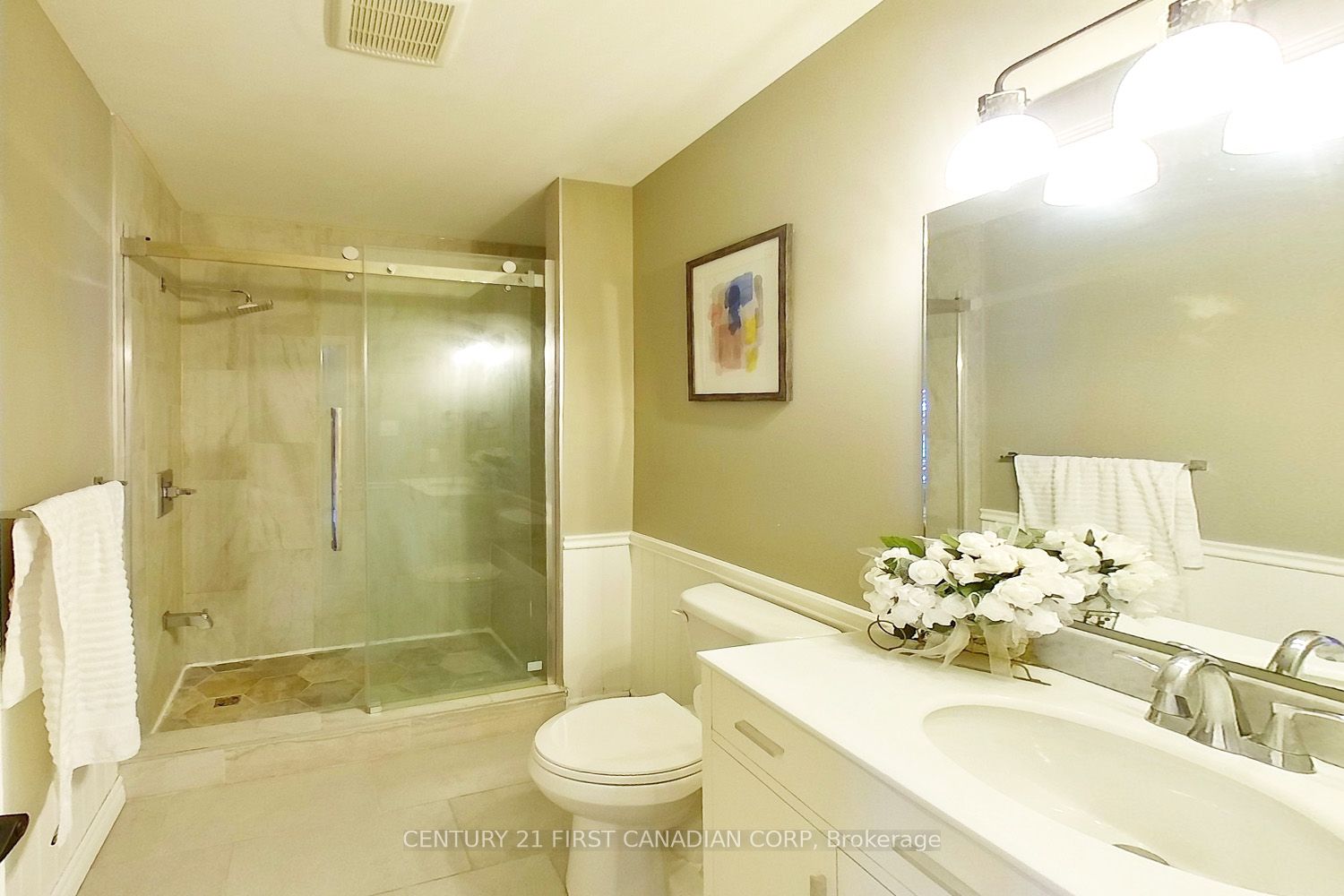 2369 Torrey Pines Way Property Photo 30
