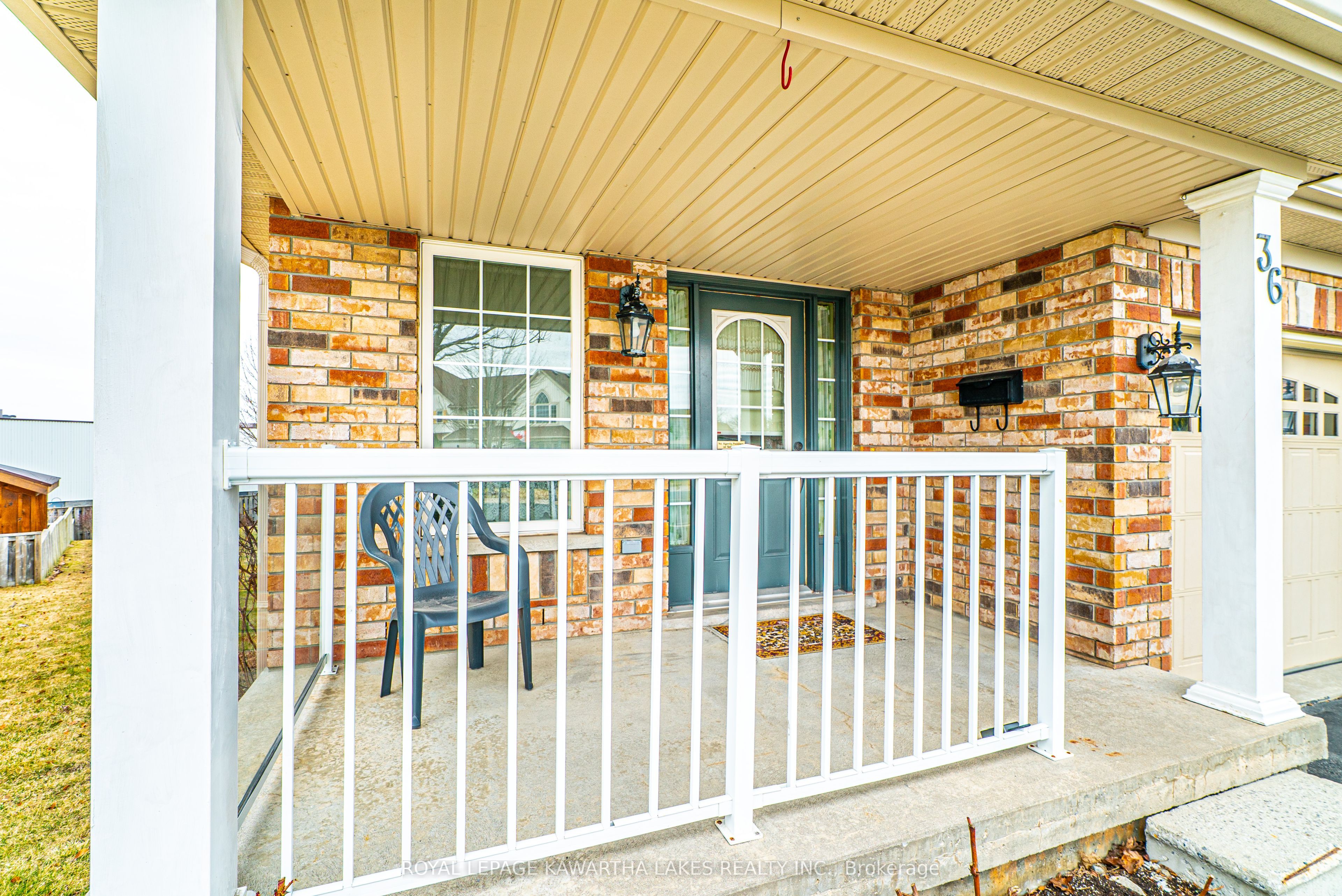 36 Fallingbrook Crescent Property Photo 5