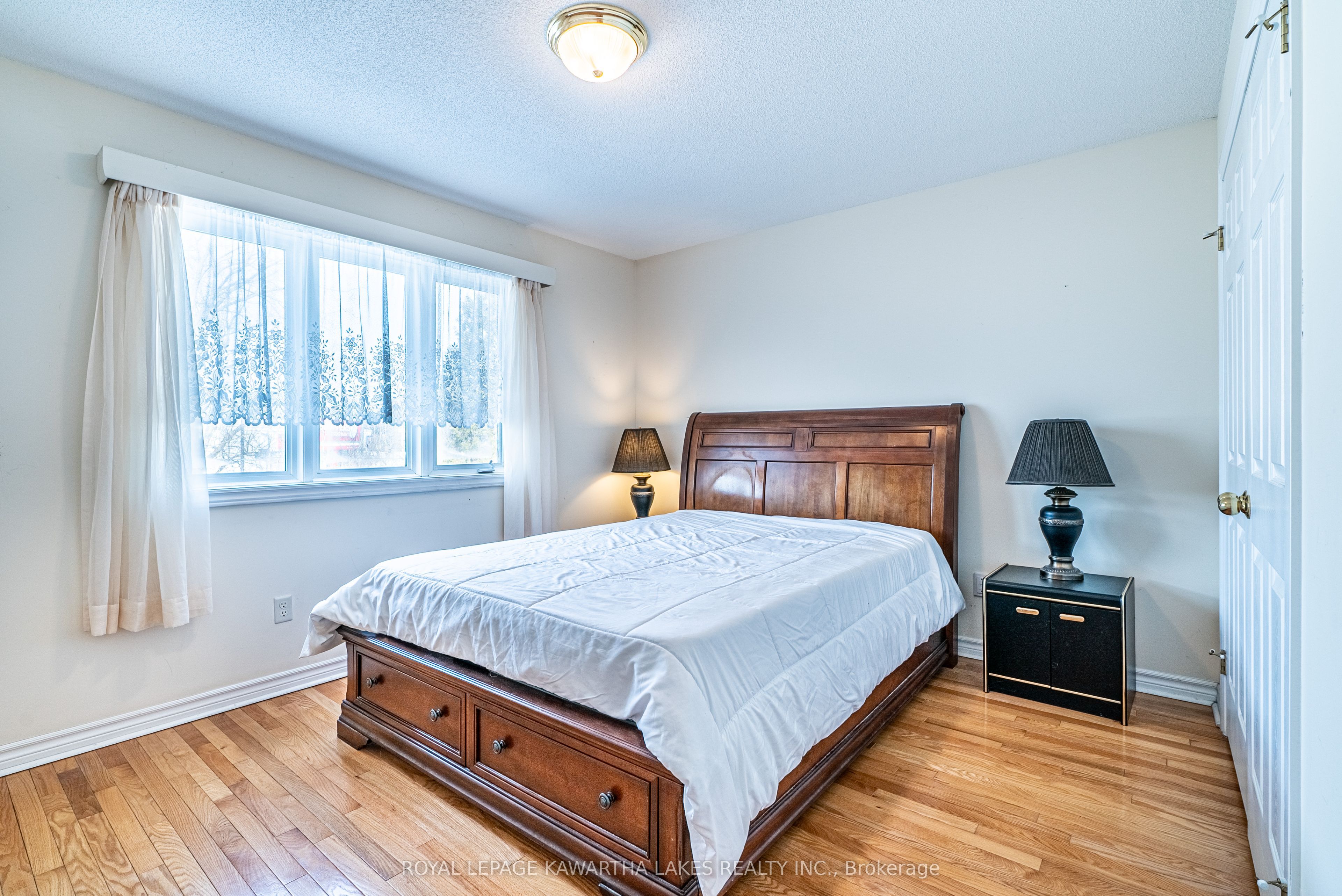 36 Fallingbrook Crescent Property Photo 15