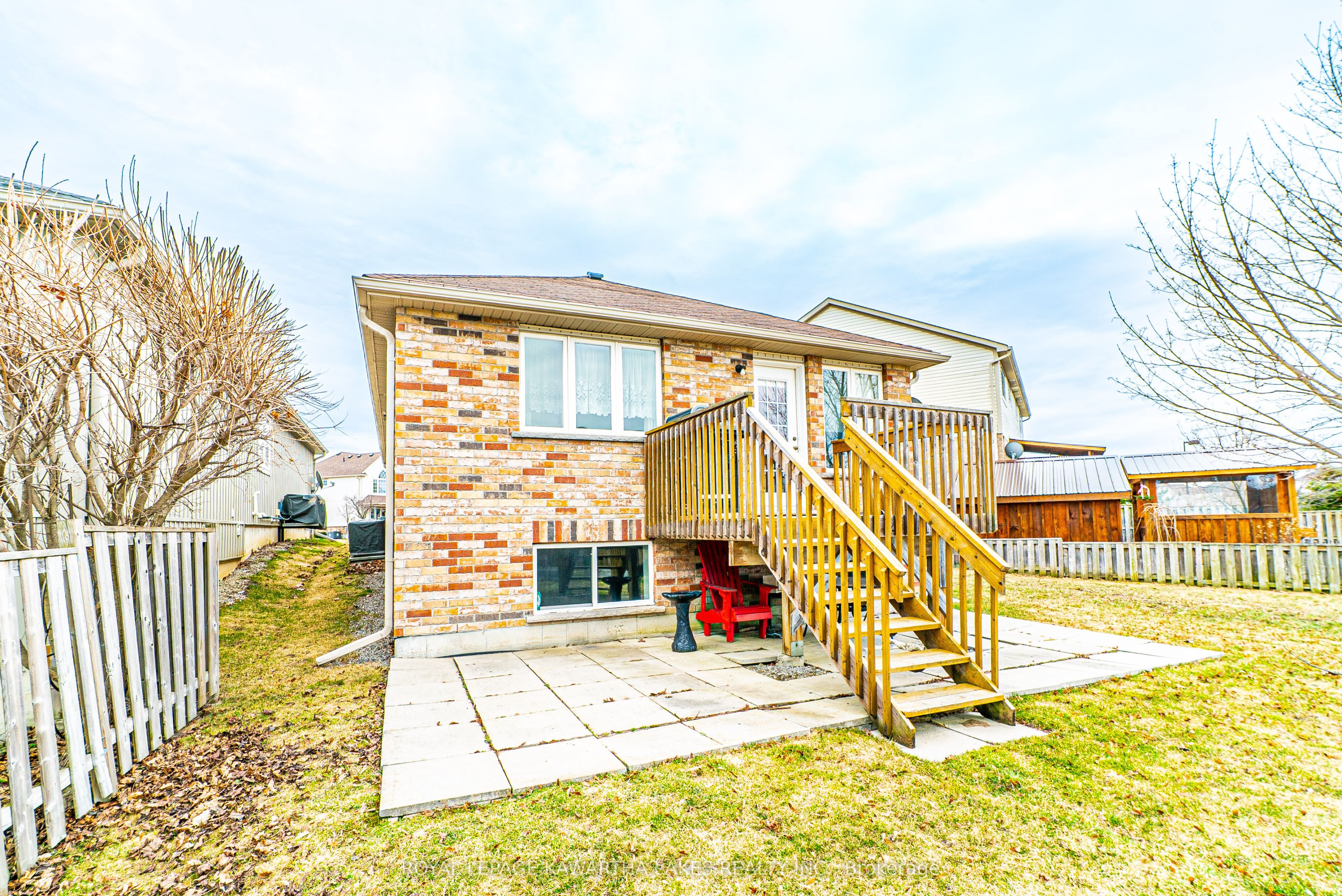 36 Fallingbrook Crescent Property Photo 25