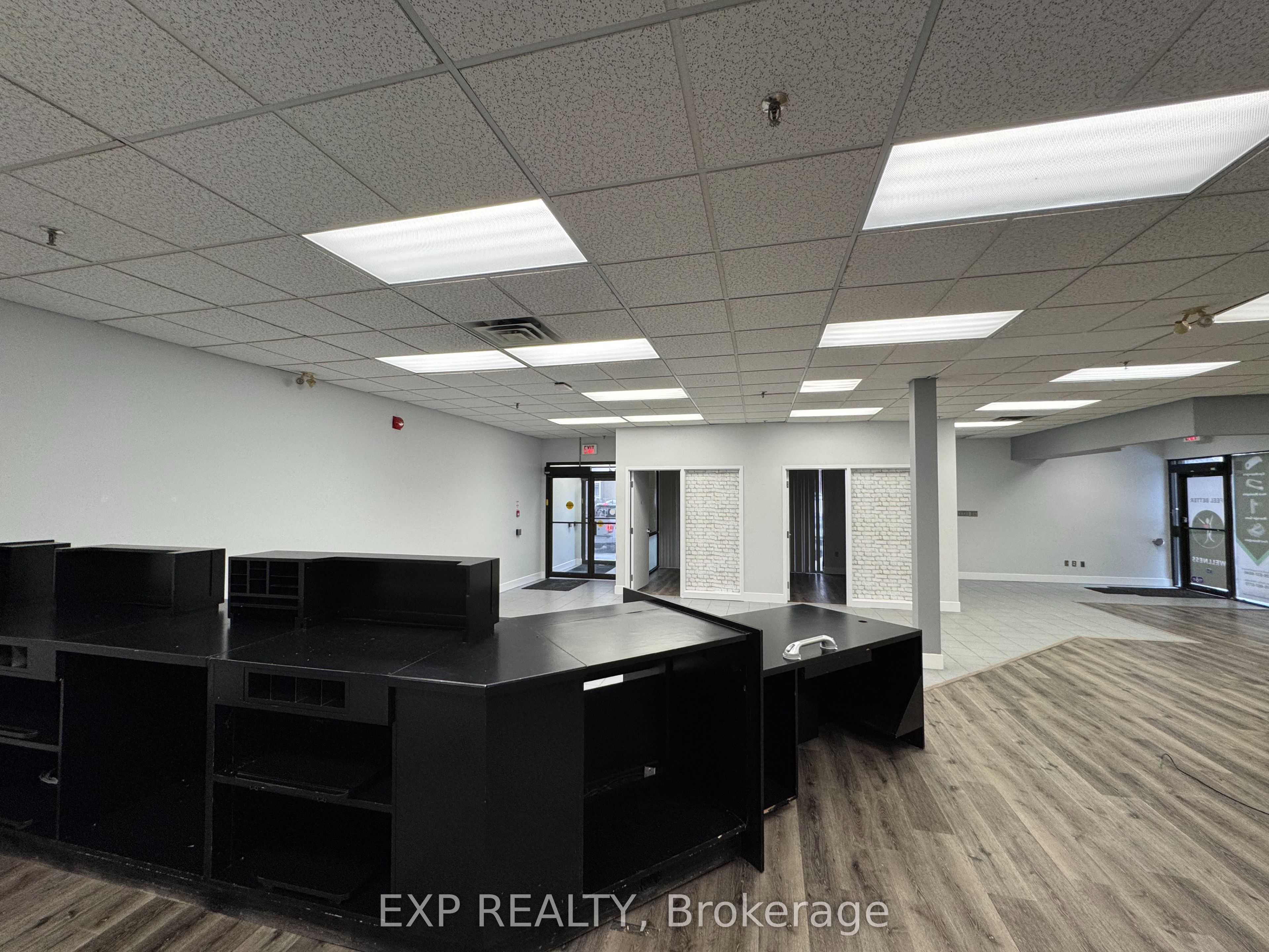 #111 - 101 Cherryhill Boulevard Property Photo 5