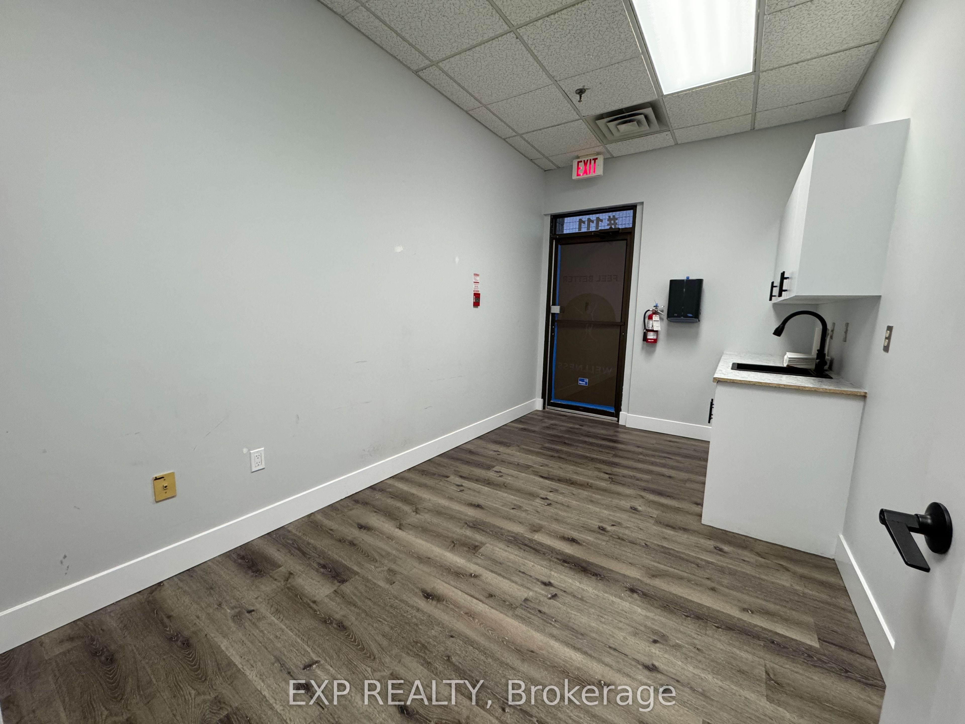 #111 - 101 Cherryhill Boulevard Property Photo 10