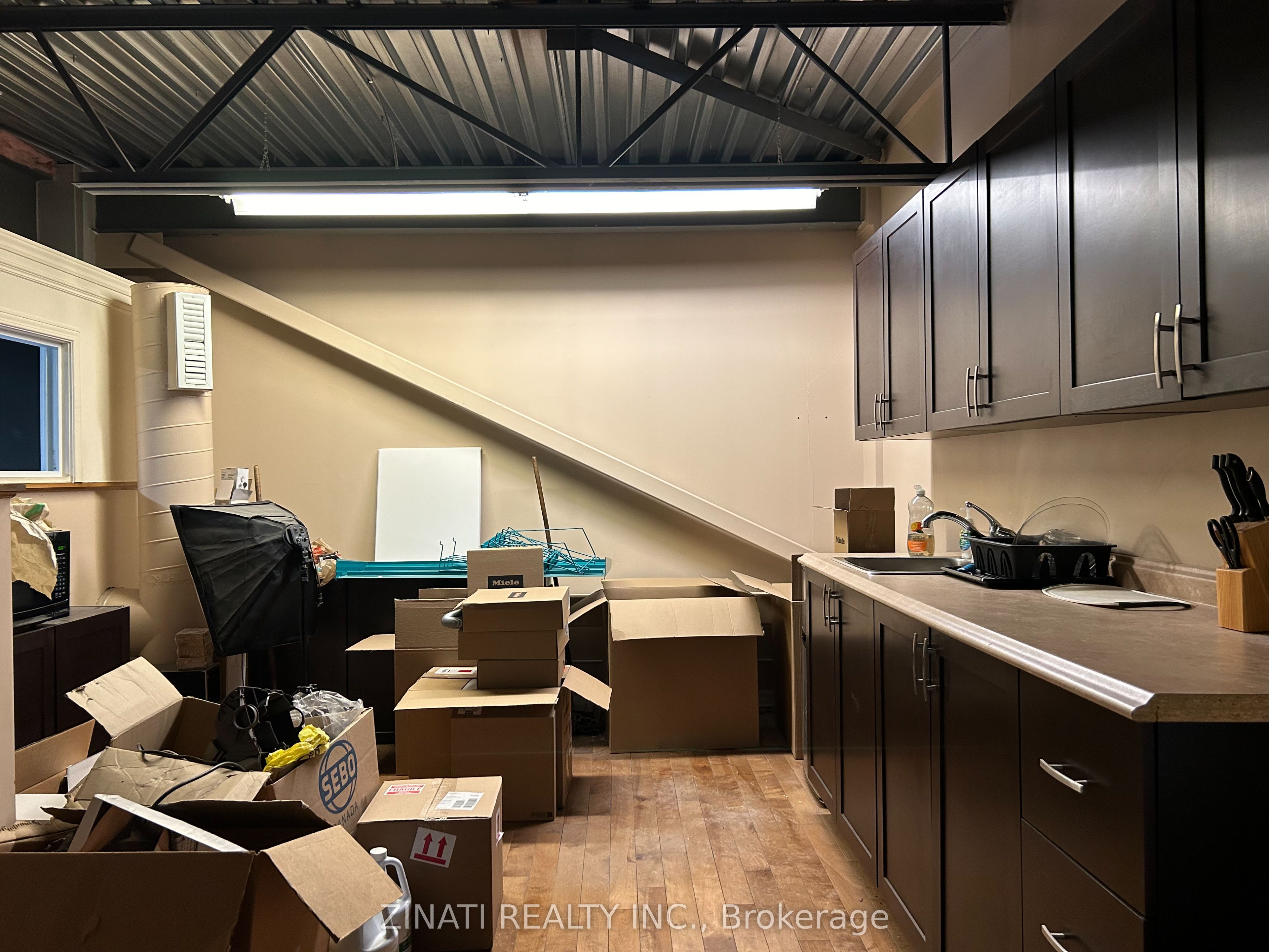 1528 Star Top Road Property Photo 15