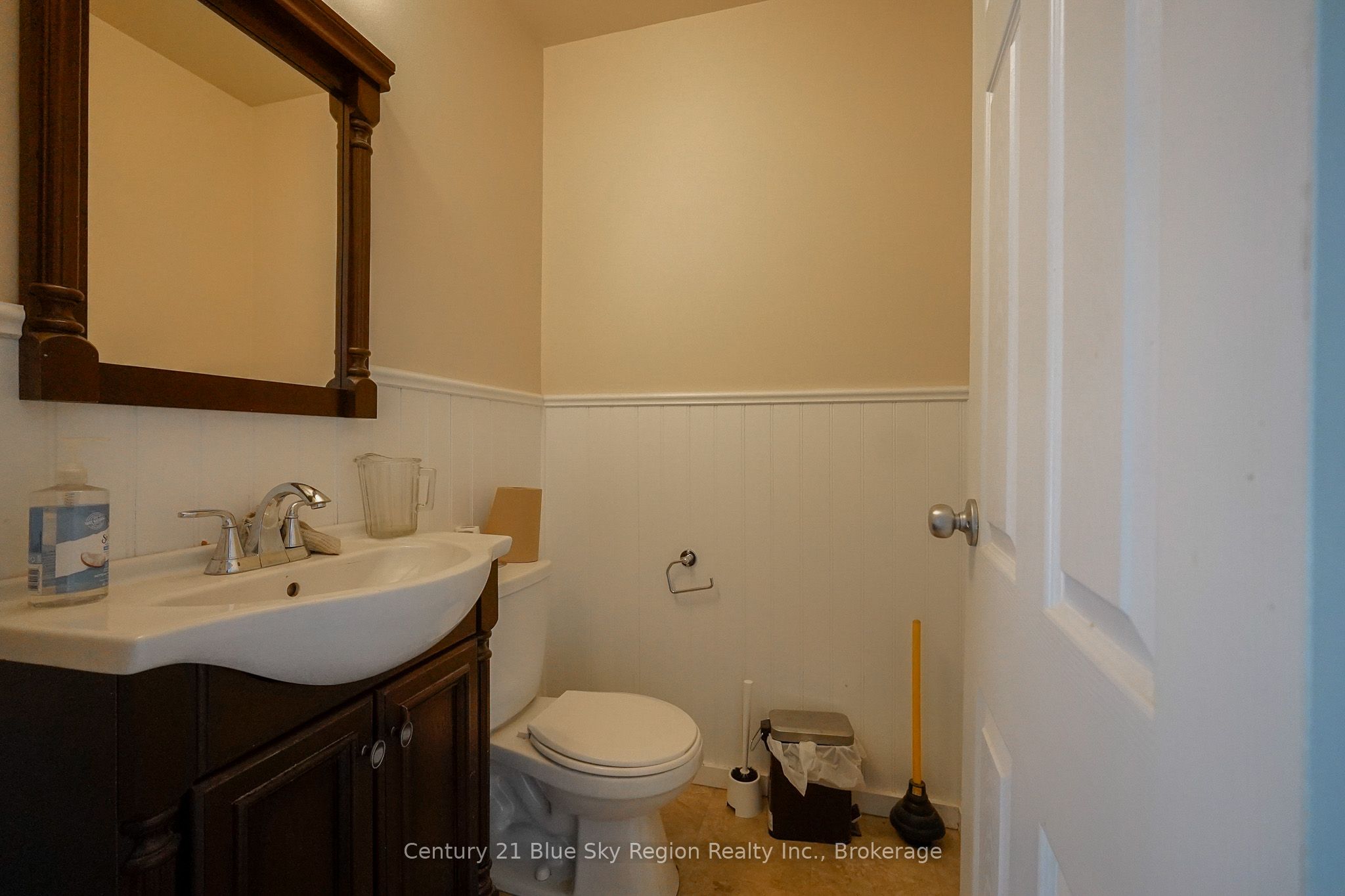 1781 Cassells Street Property Photo 29