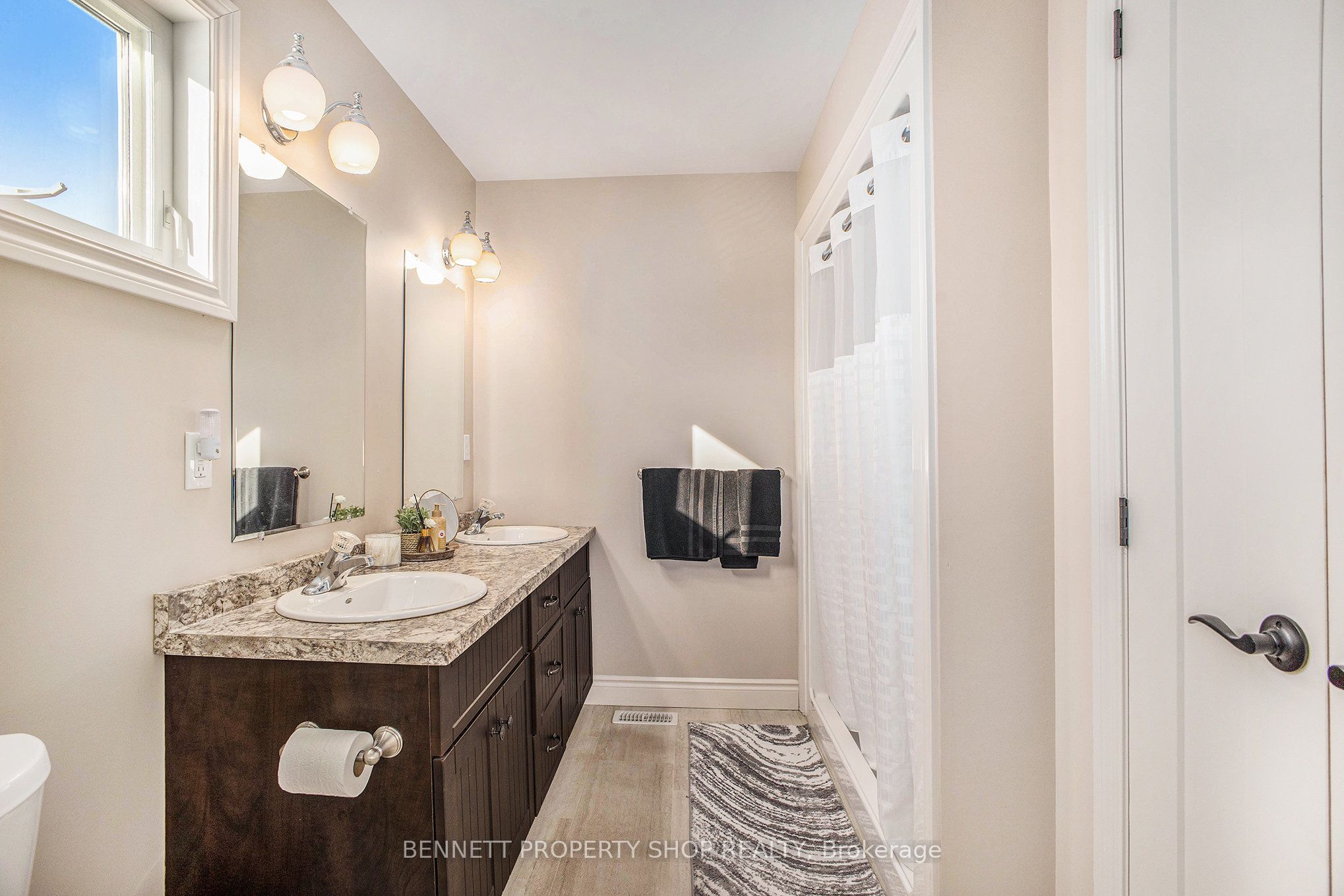 72 Otteridge Drive Property Photo 11