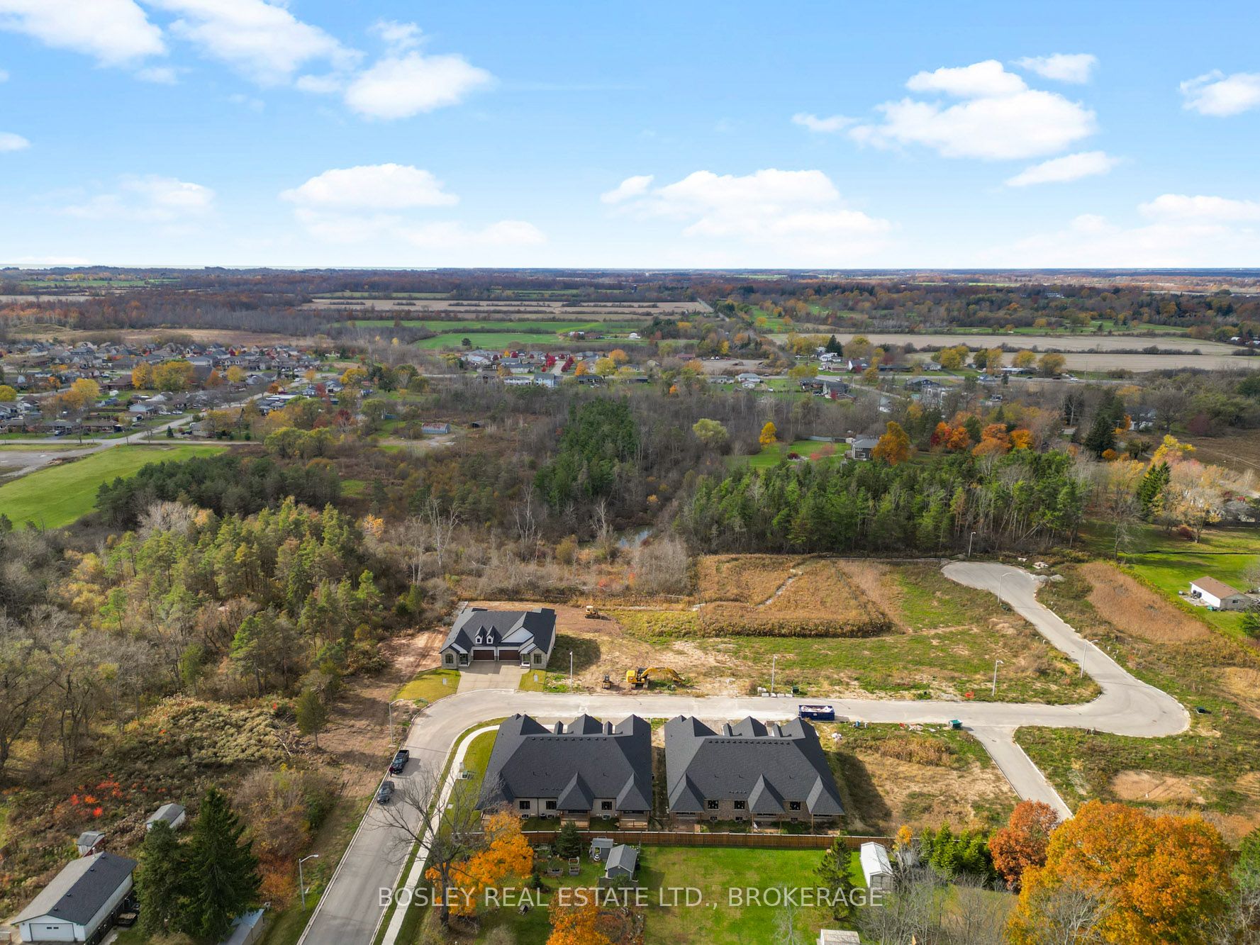 510 Royal Ridge Drive Property Photo 32