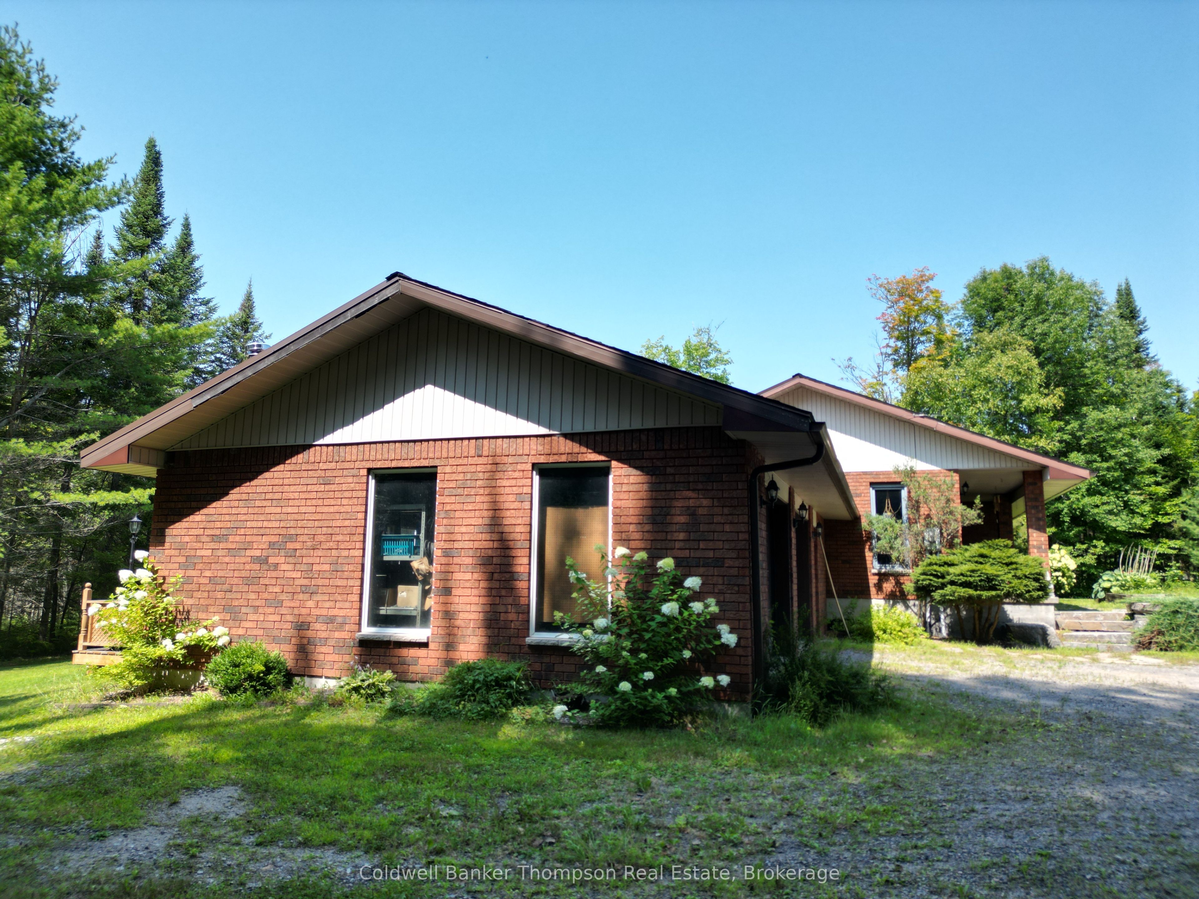 2551 Brunel Road Property Photo 4
