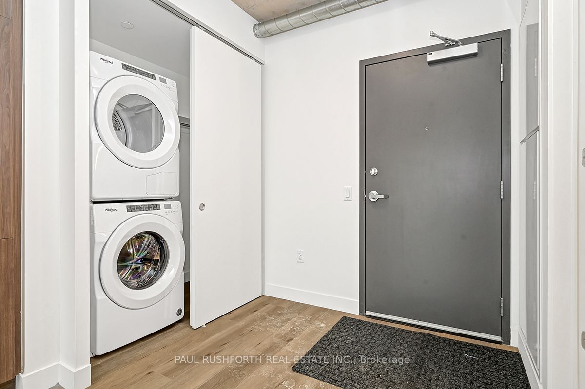 #303 - 10 James Street Property Photo 2