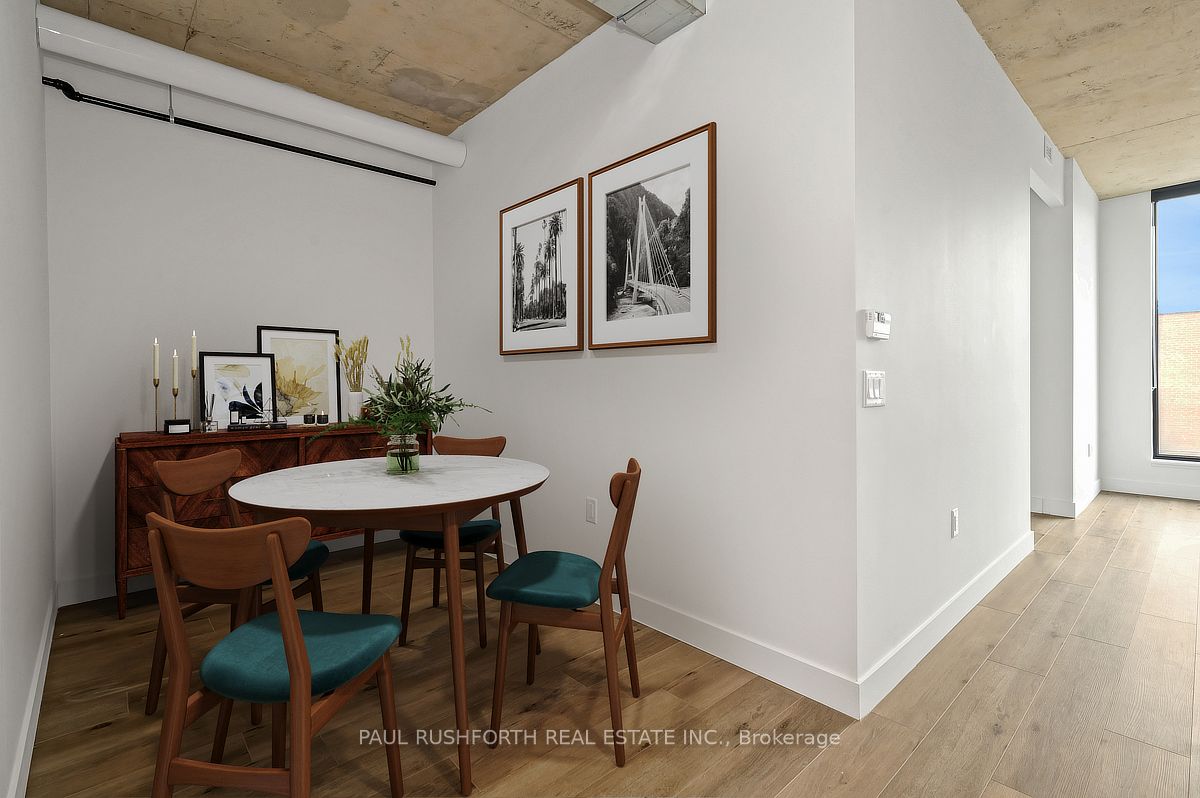 #303 - 10 James Street Property Photo 8