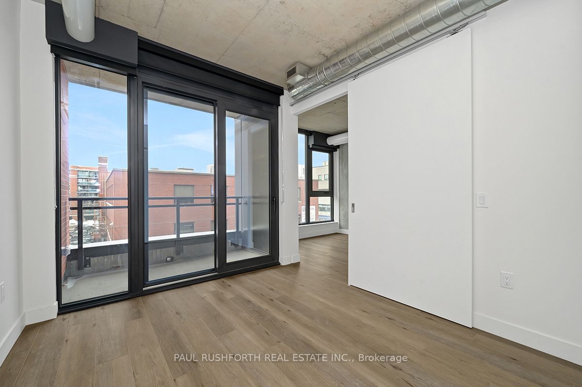 #303 - 10 James Street Property Photo 11