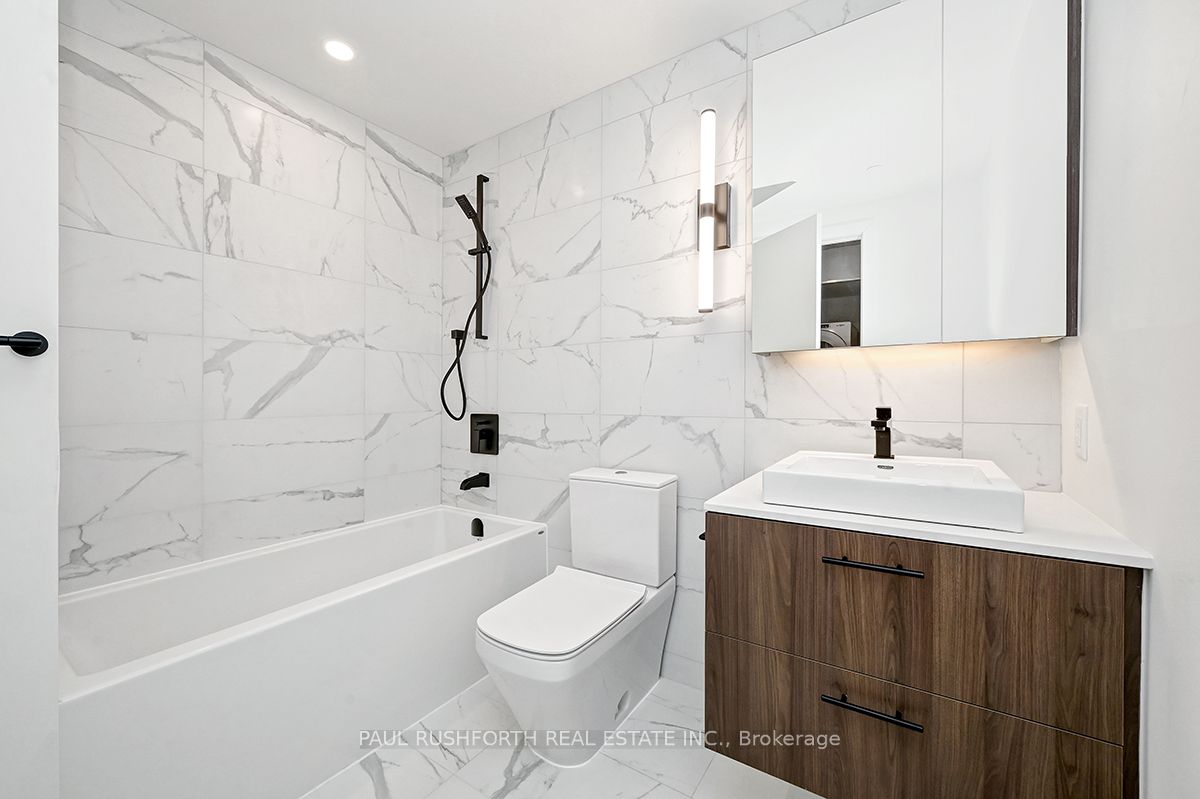 #303 - 10 James Street Property Photo 12
