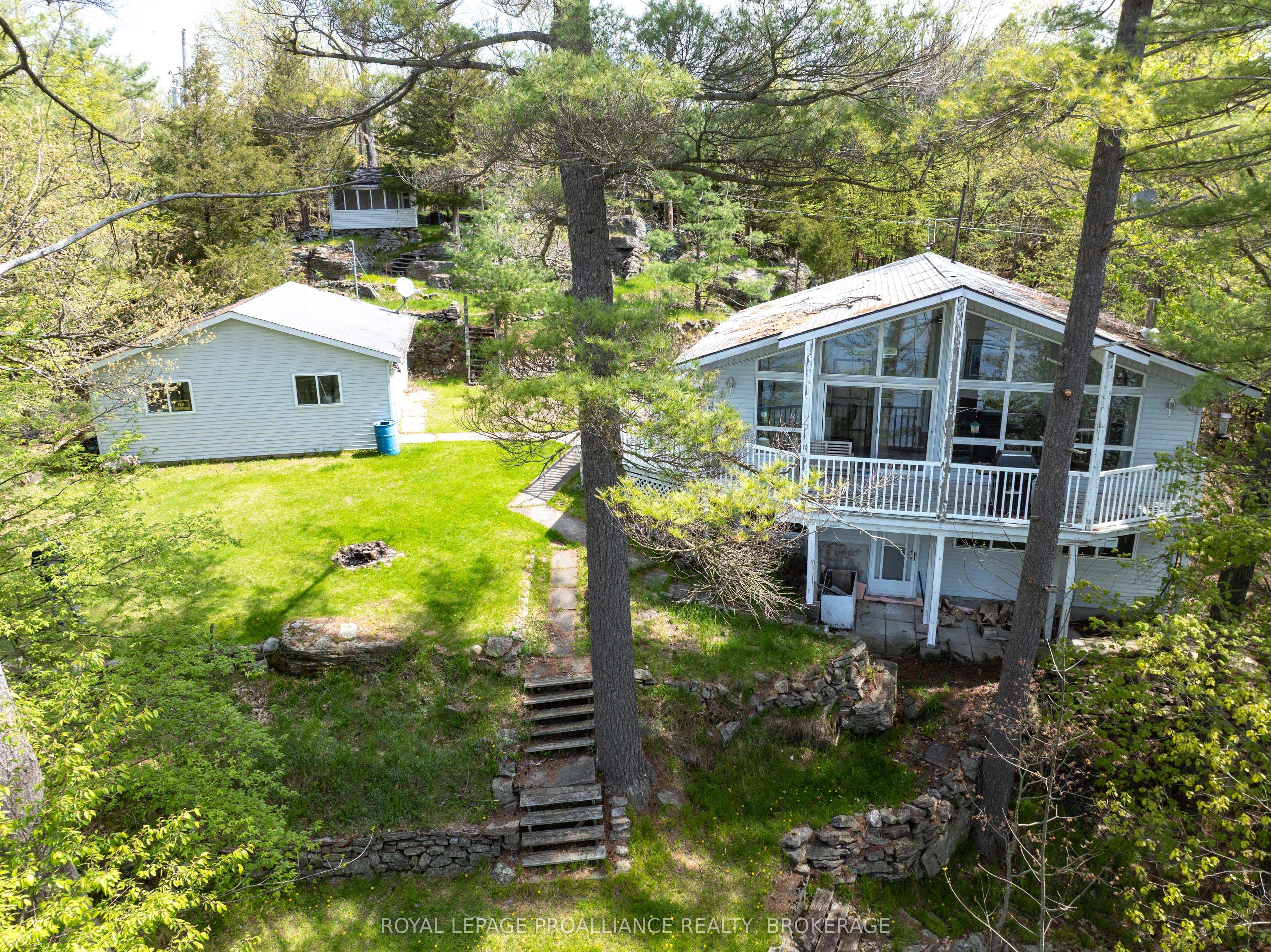 182a Brooks Point Road Property Photo